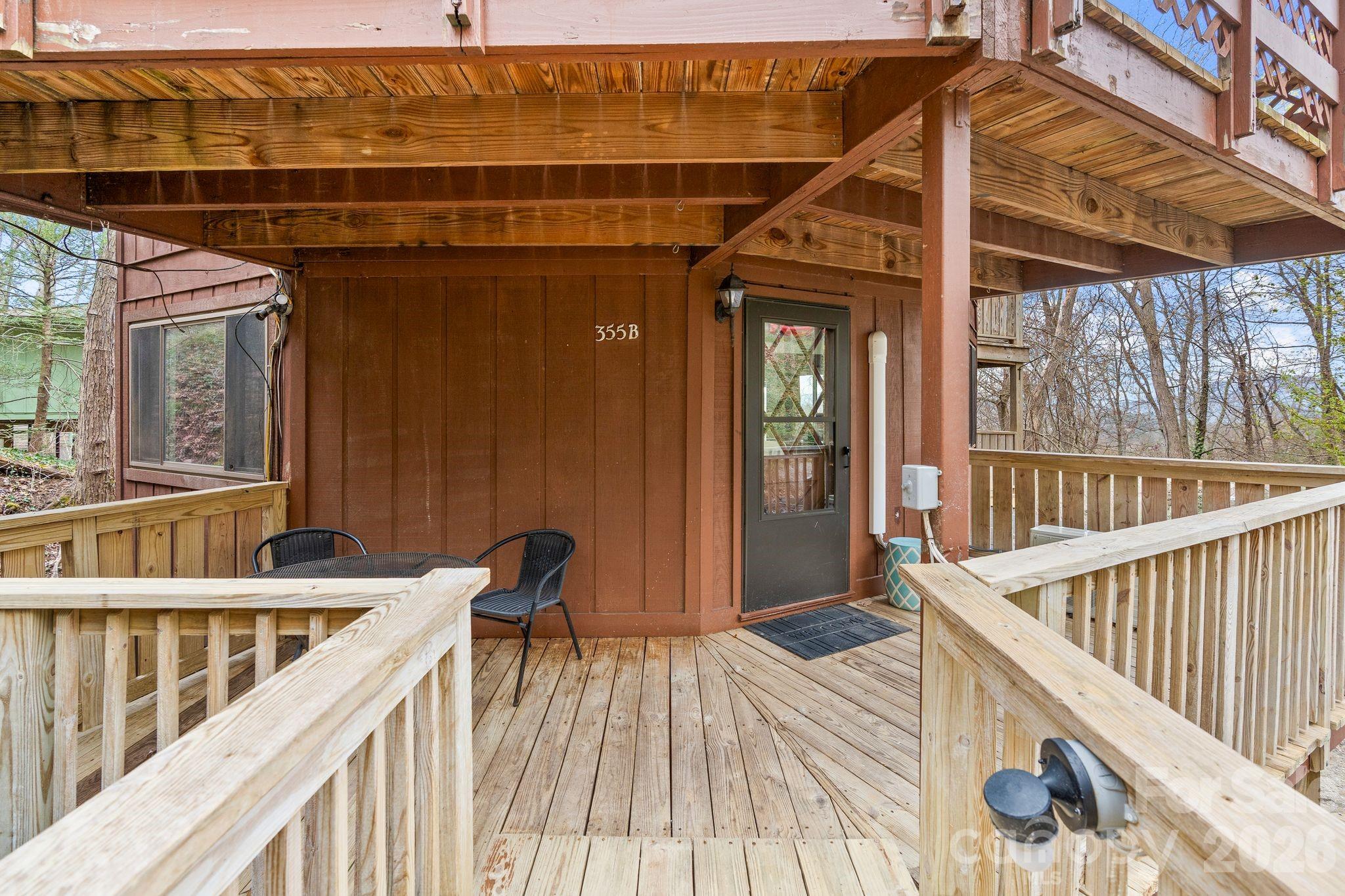 355 Sunset Drive Property Photo 11