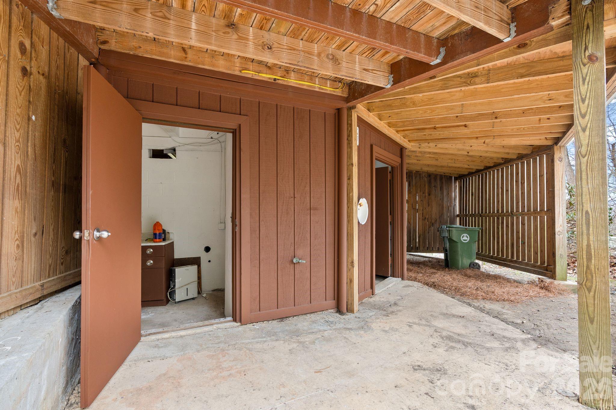 355 Sunset Drive Property Photo 34