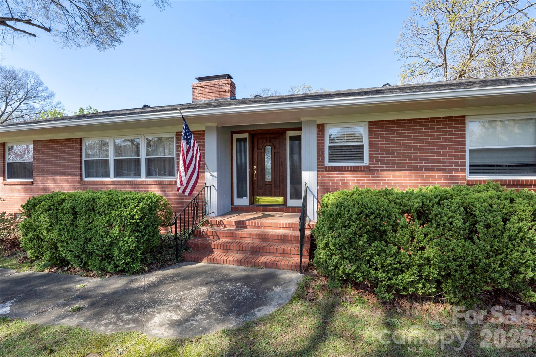 2108 S Cannon Boulevard Property Photo 3
