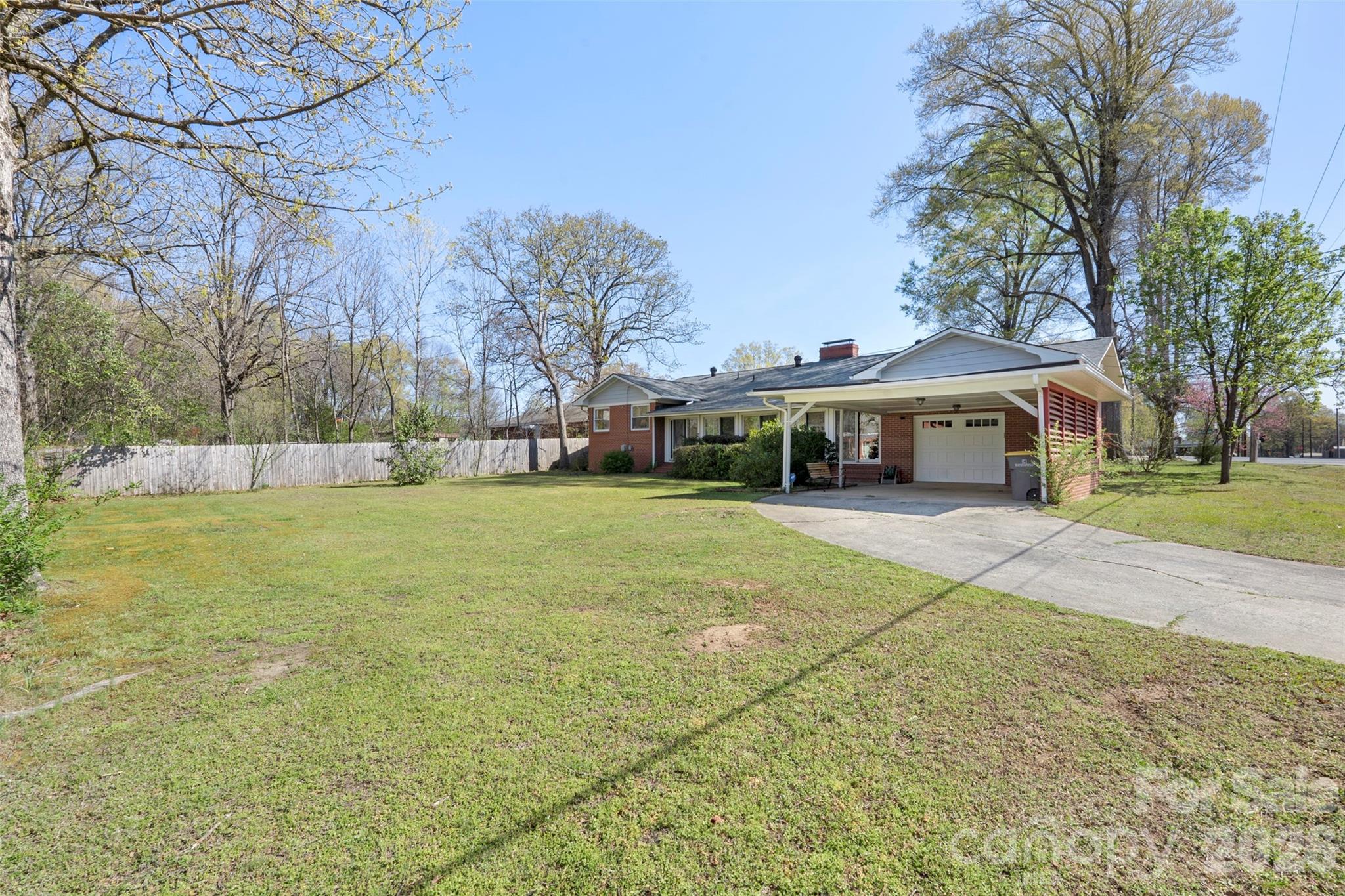 2108 S Cannon Boulevard Property Photo 4