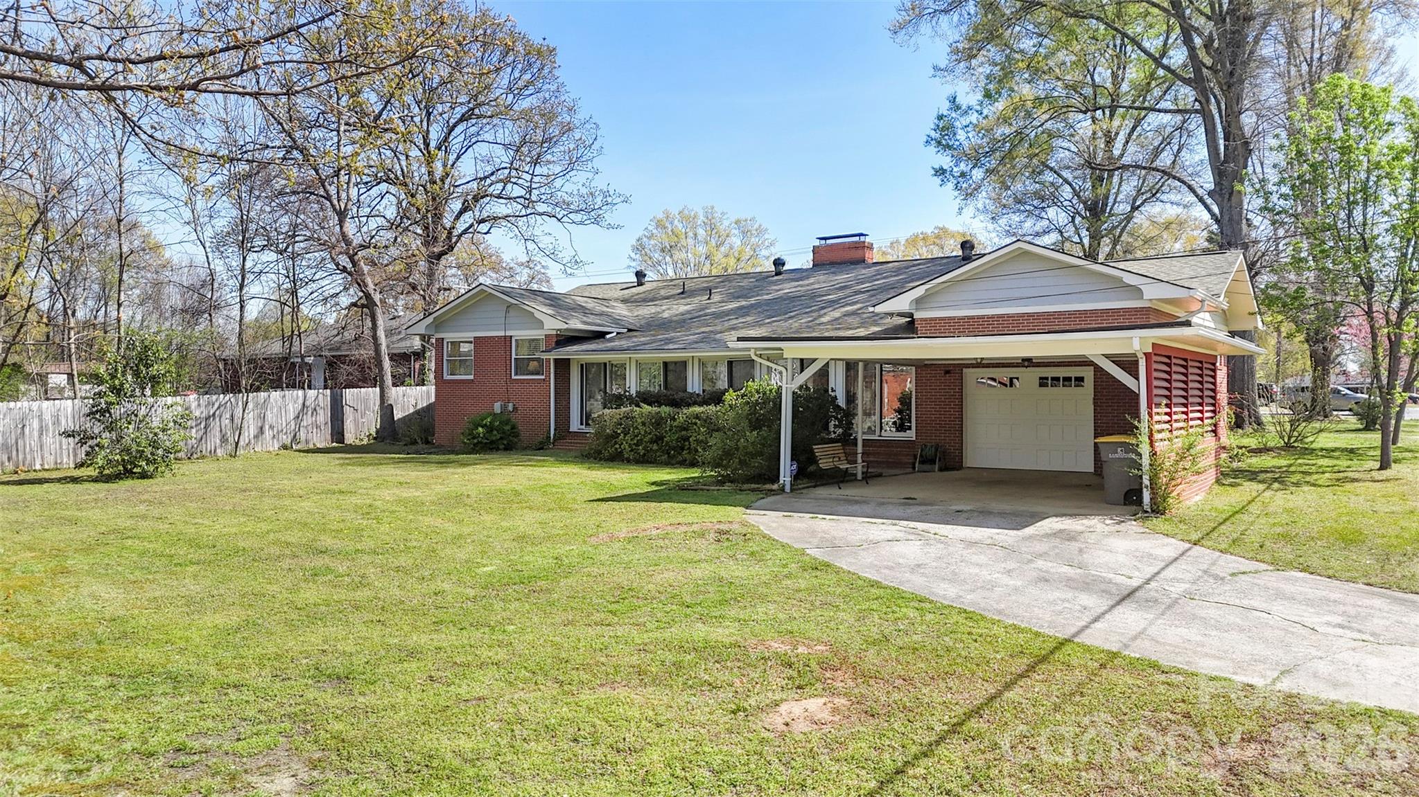 2108 S Cannon Boulevard Property Photo 5