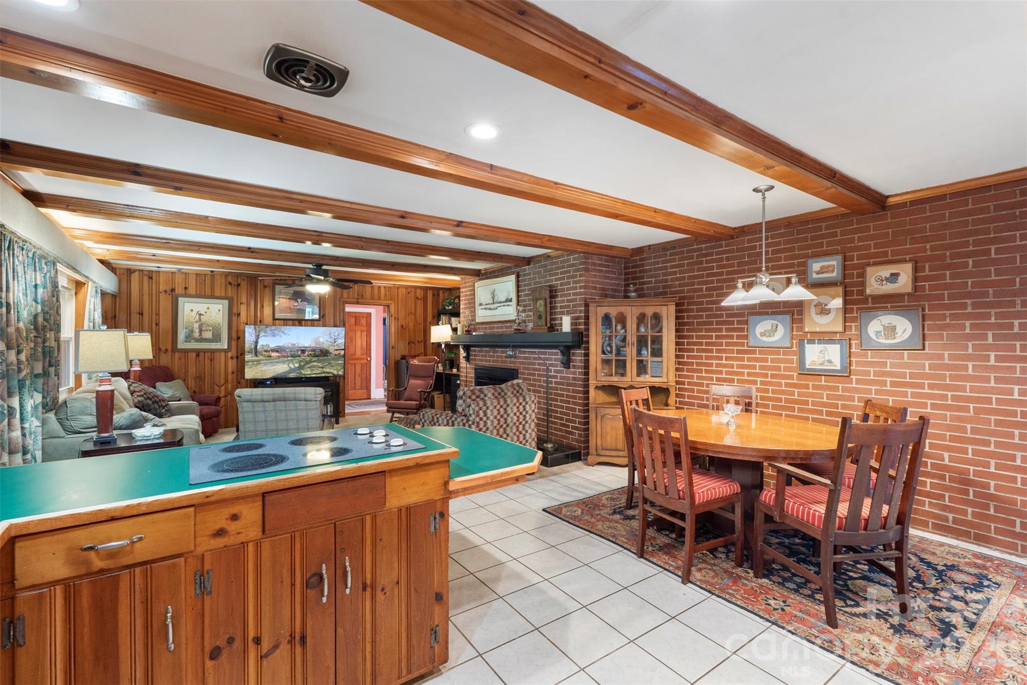 2108 S Cannon Boulevard Property Photo 12