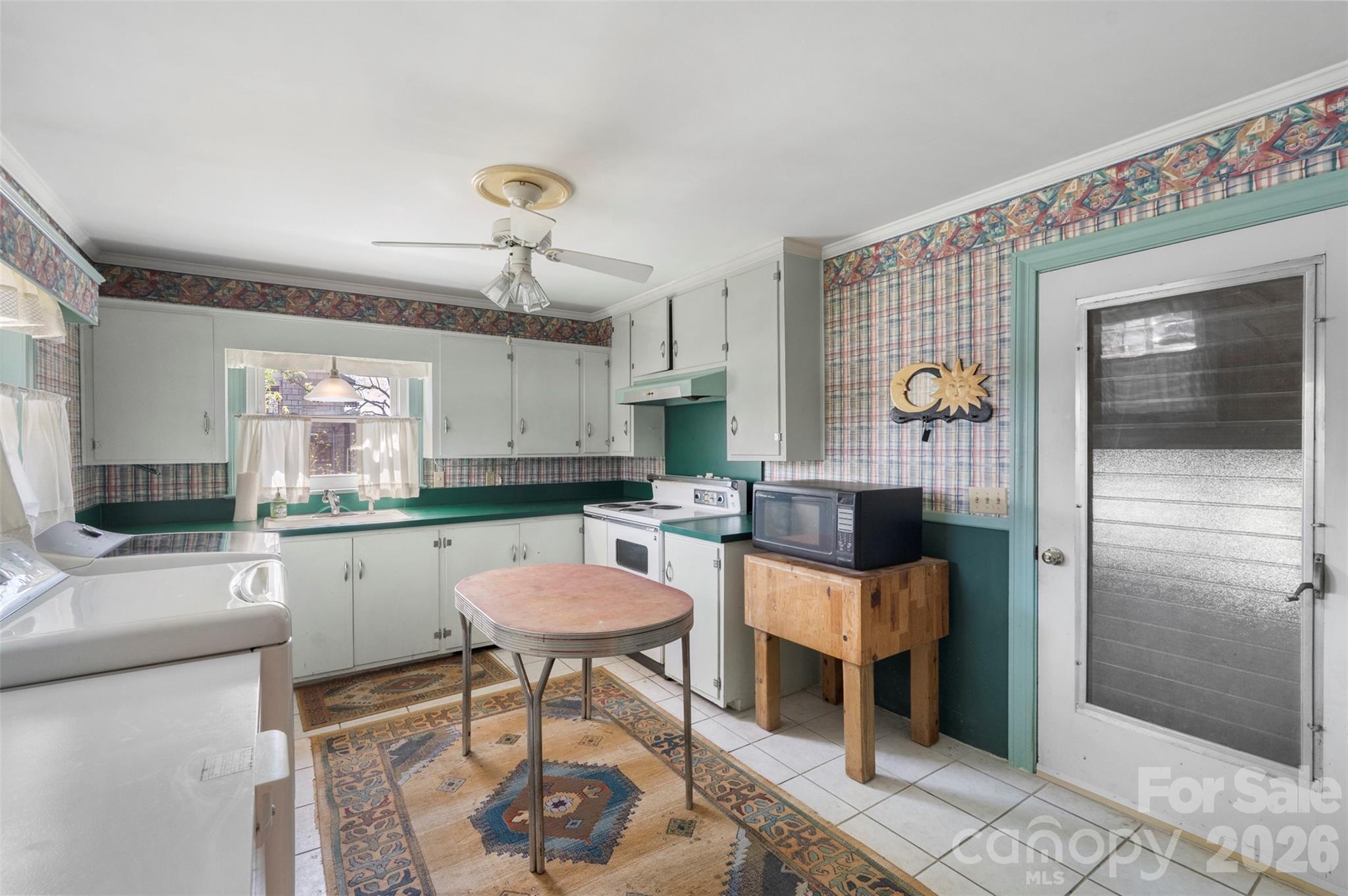 2108 S Cannon Boulevard Property Photo 18