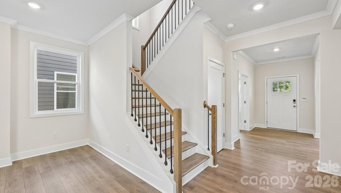 9315 Carver Avenue Property Photo 4