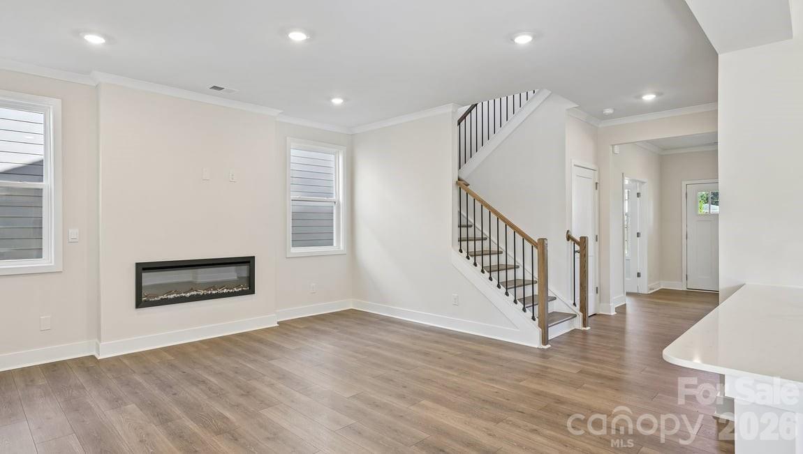 9315 Carver Avenue Property Photo 6