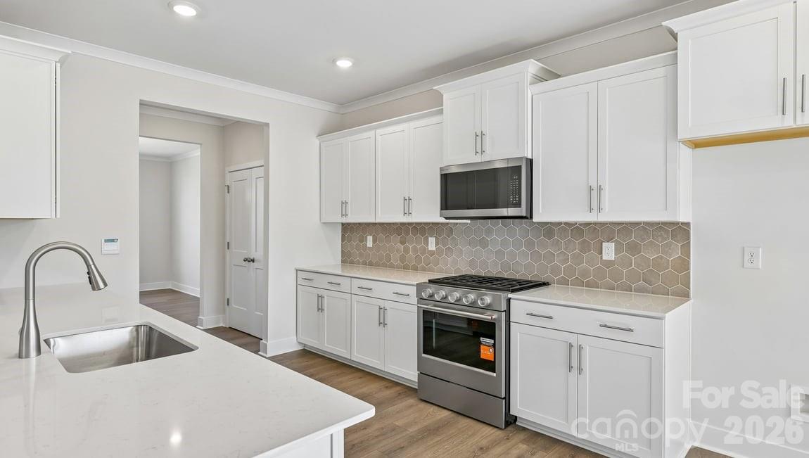 9315 Carver Avenue Property Photo 15