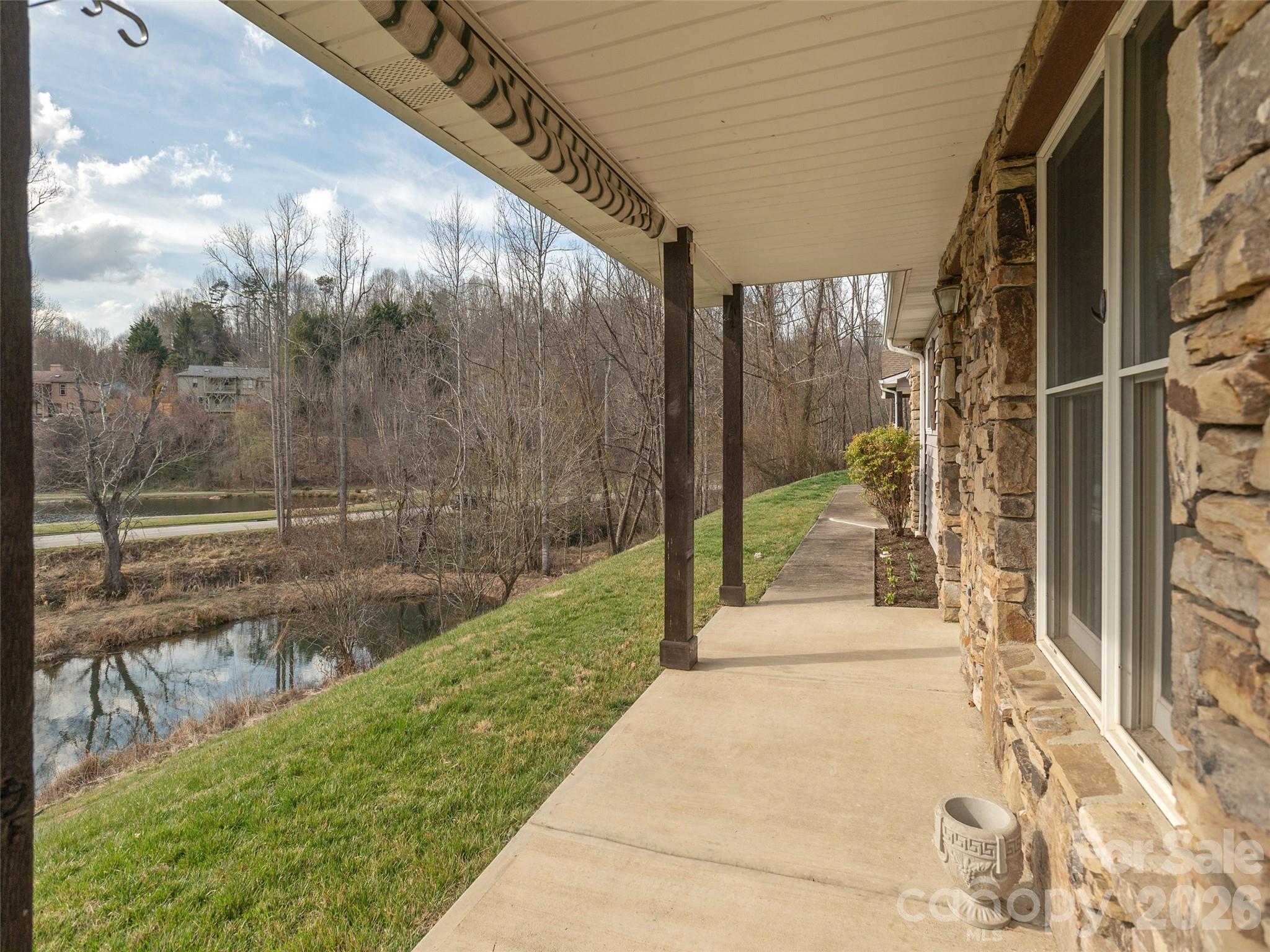 203 Rocky Mountain Way Property Photo 8