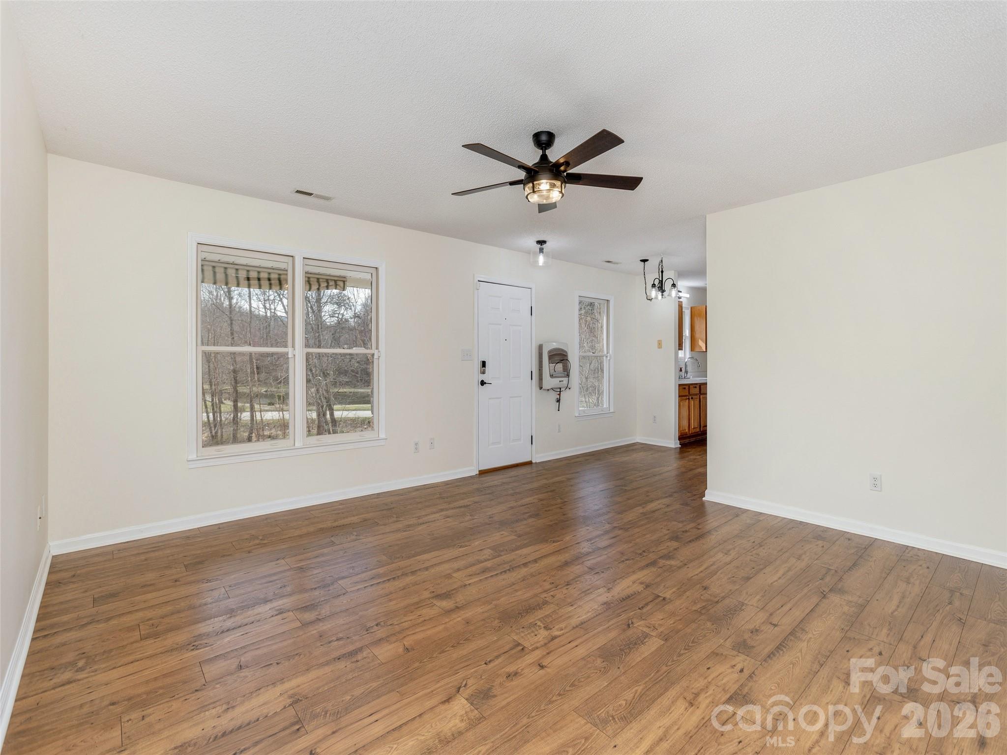 203 Rocky Mountain Way Property Photo 10