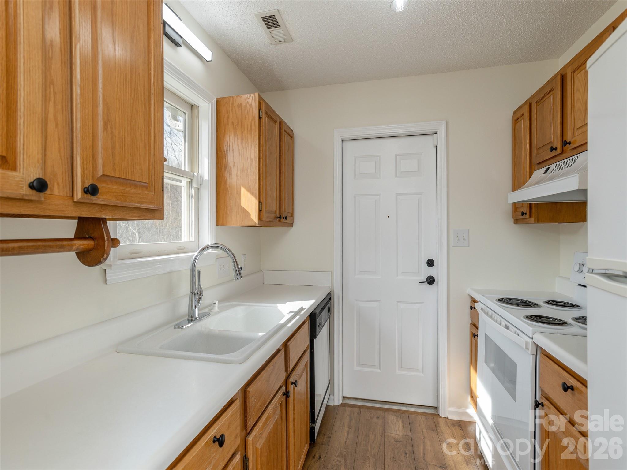 203 Rocky Mountain Way Property Photo 15