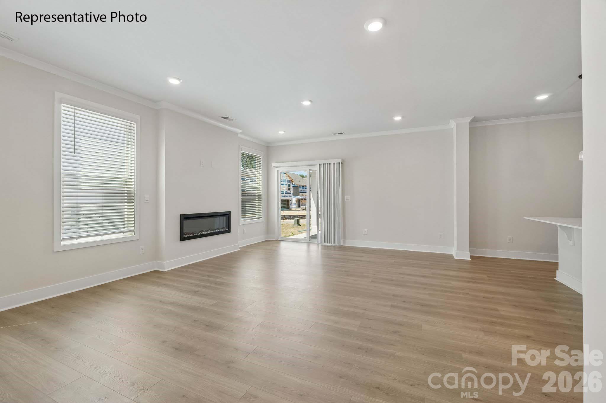 9327 Carver Avenue Property Photo 6