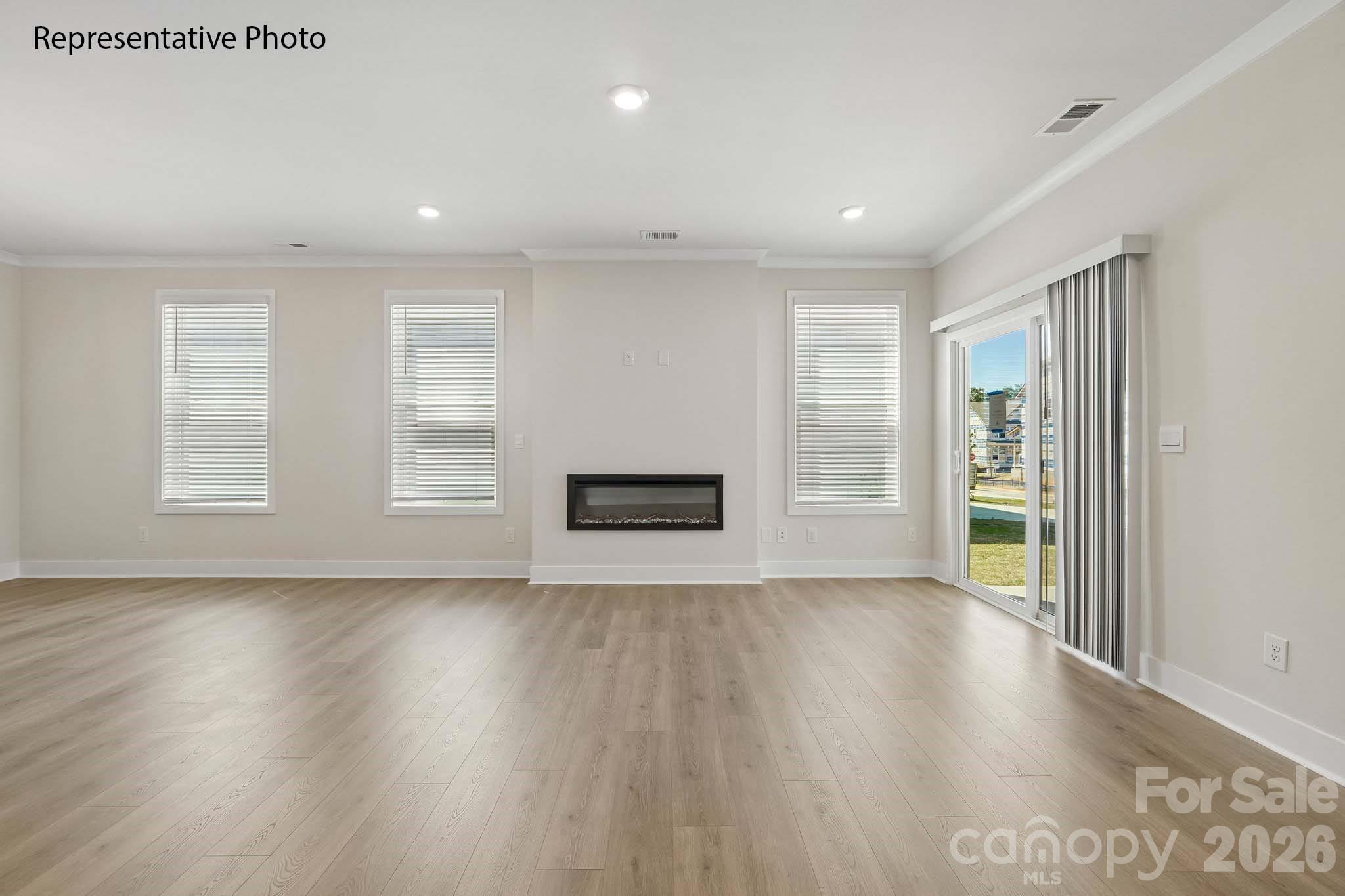 9327 Carver Avenue Property Photo 7