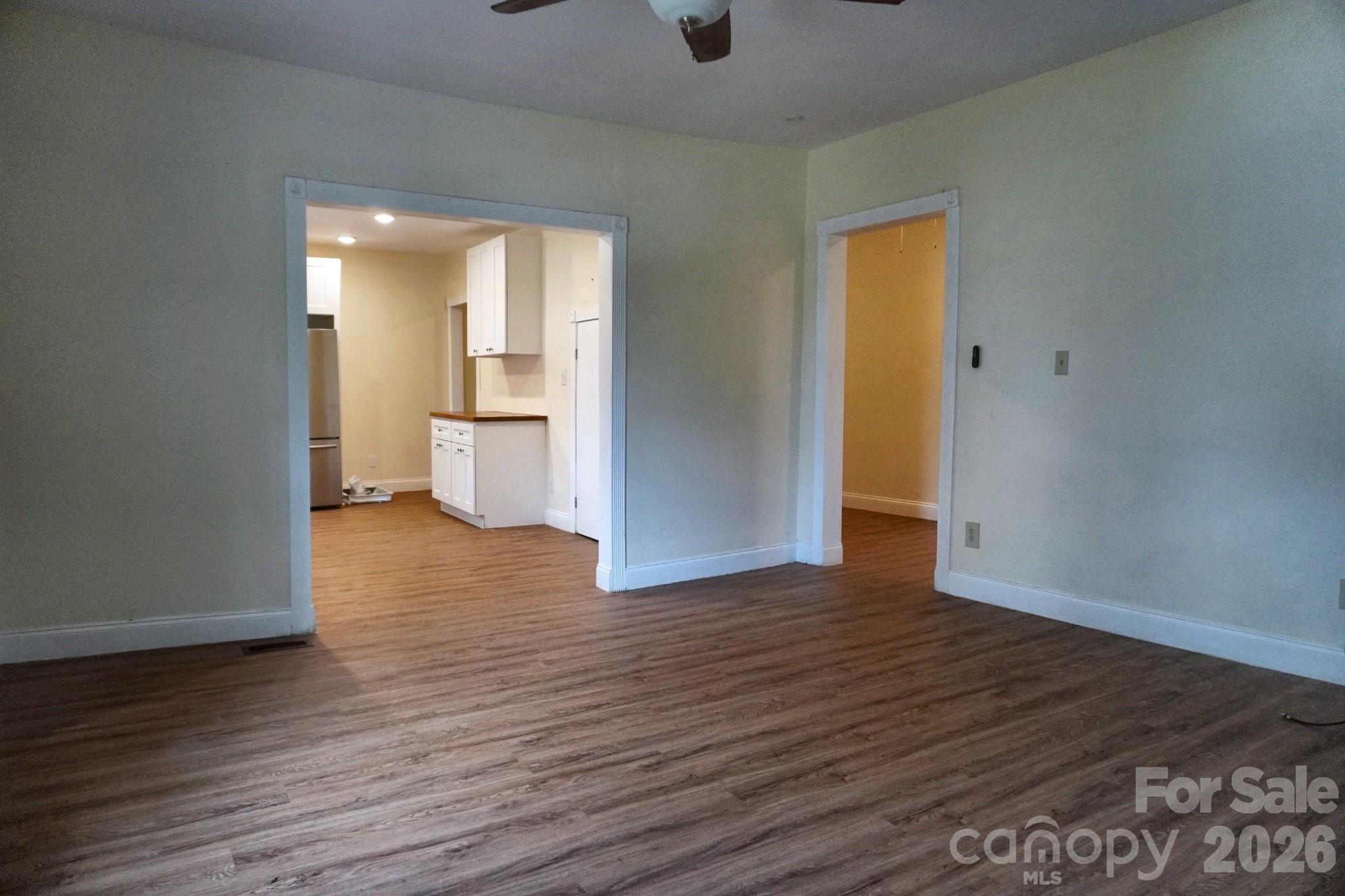 415 E Georgia Avenue Property Photo 11