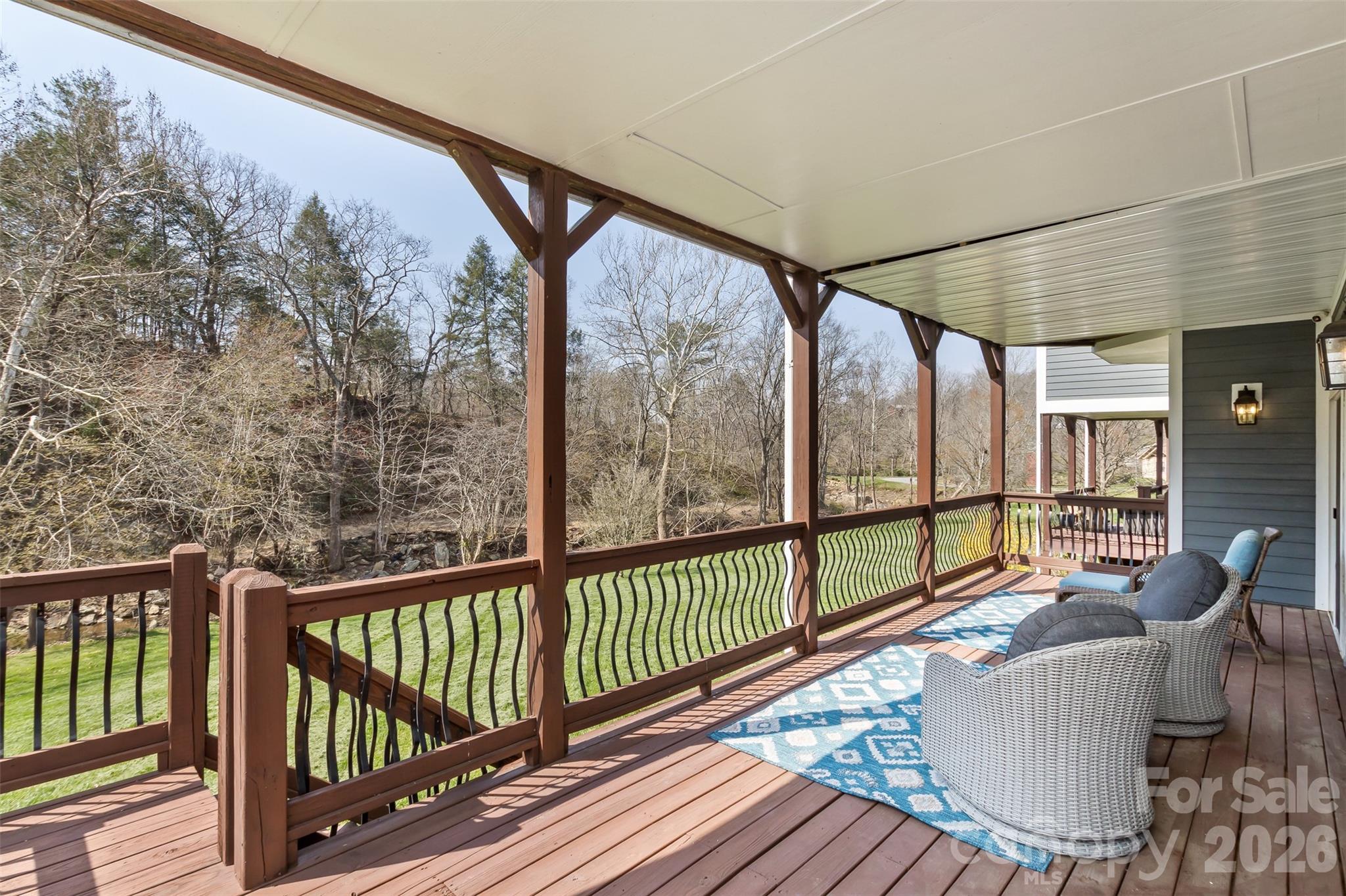 37 Creekside View Drive Property Photo 25