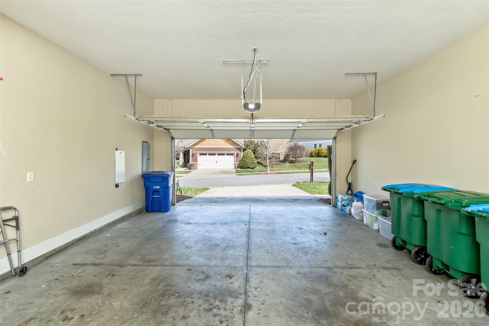 37 Creekside View Drive Property Photo 33
