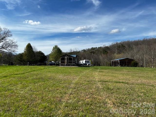 137 Cowboy Lane Property Photo 9