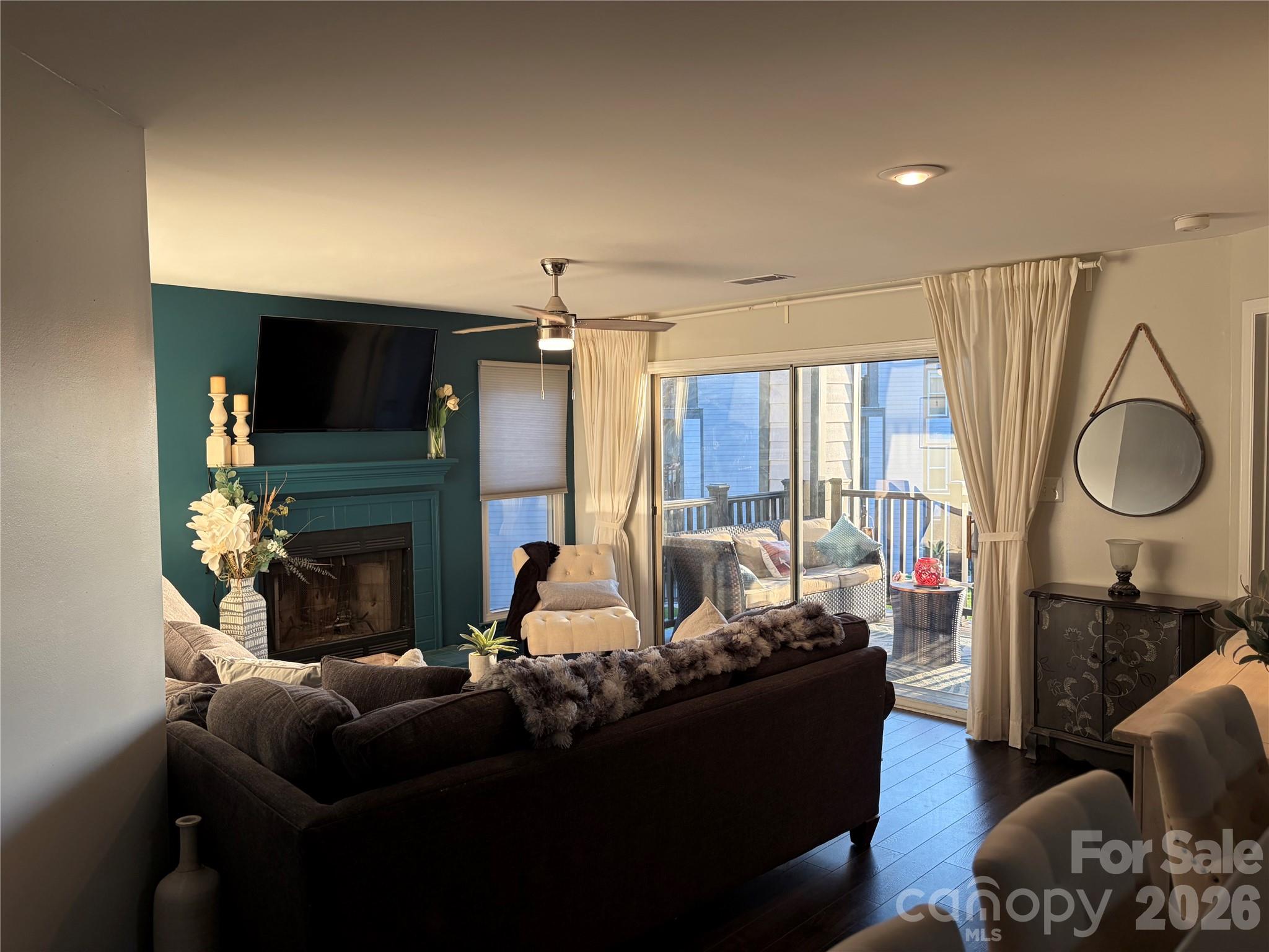 18851 Vineyard Point Lane Property Photo 30
