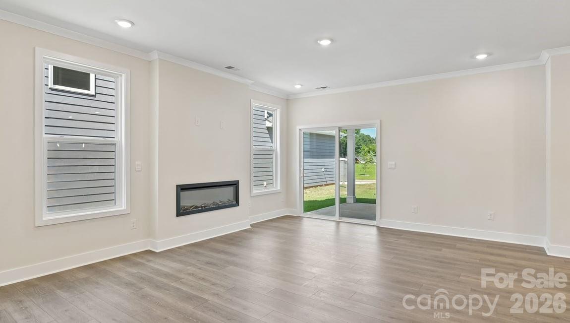 9332 Carver Avenue Property Photo 5