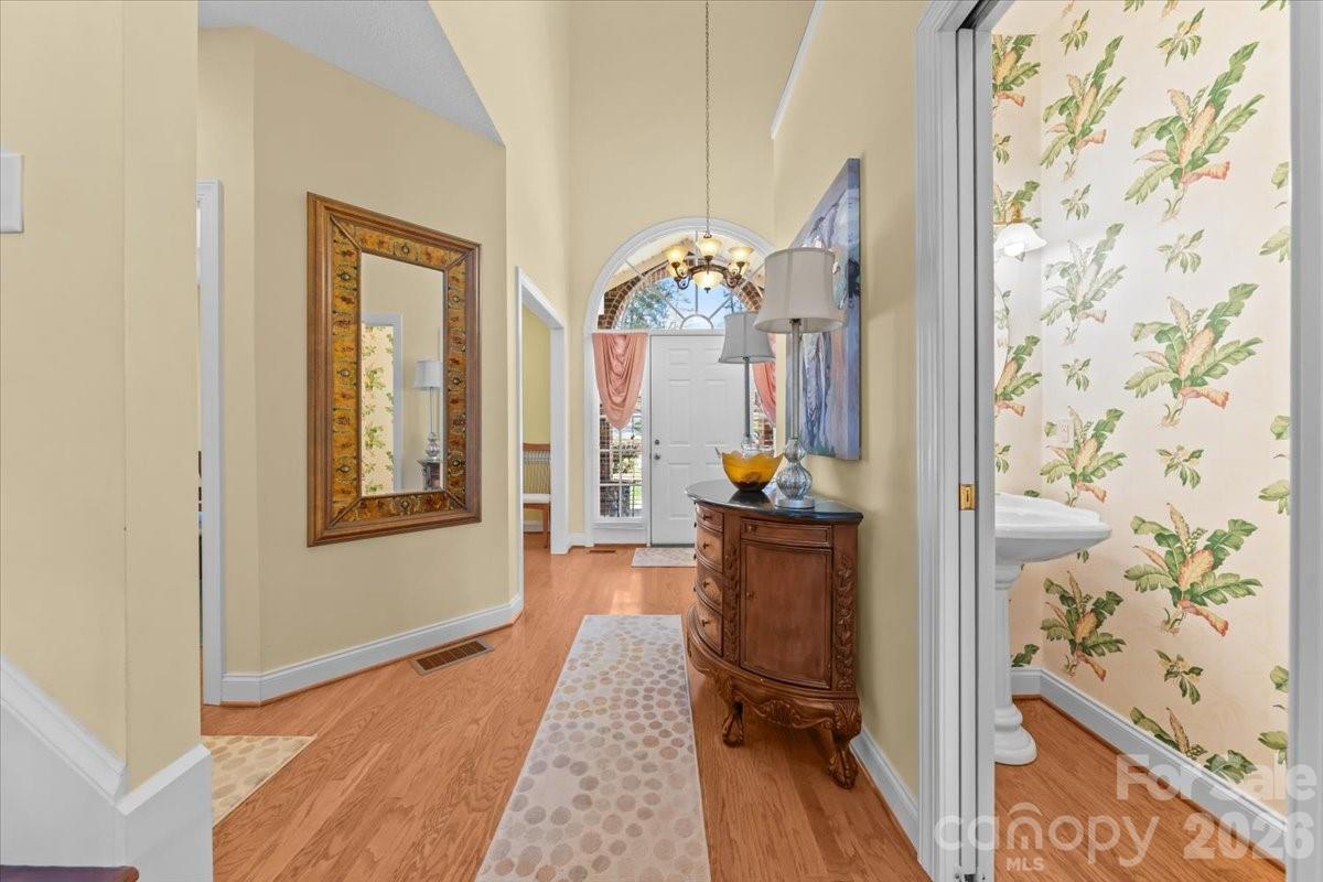 704 Shoreline Drive Property Photo 13