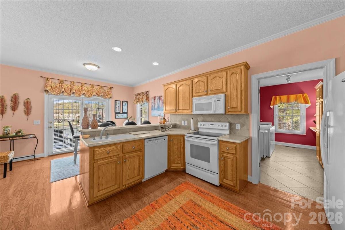 704 Shoreline Drive Property Photo 20