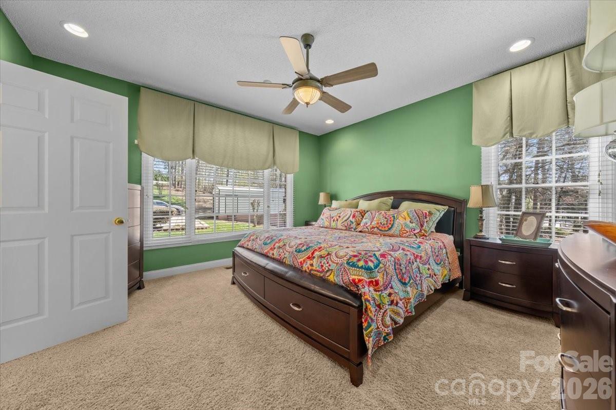 704 Shoreline Drive Property Photo 26