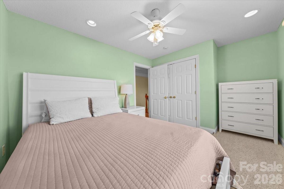 704 Shoreline Drive Property Photo 30