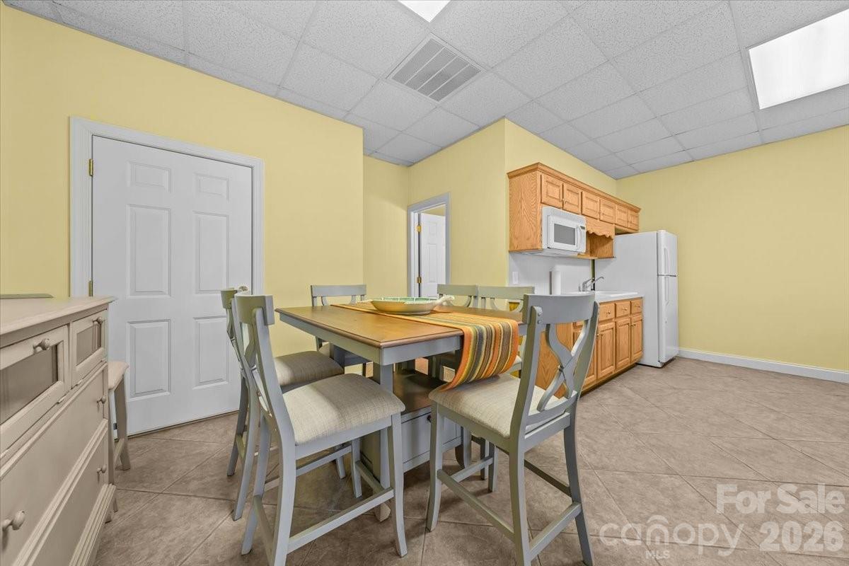 704 Shoreline Drive Property Photo 36