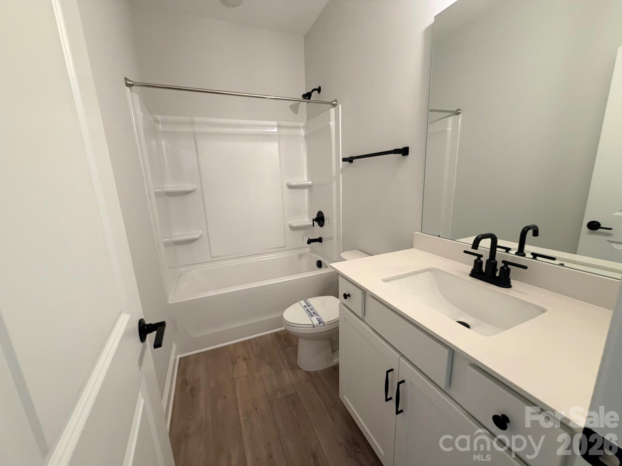120 Swing Lane Property Photo 4