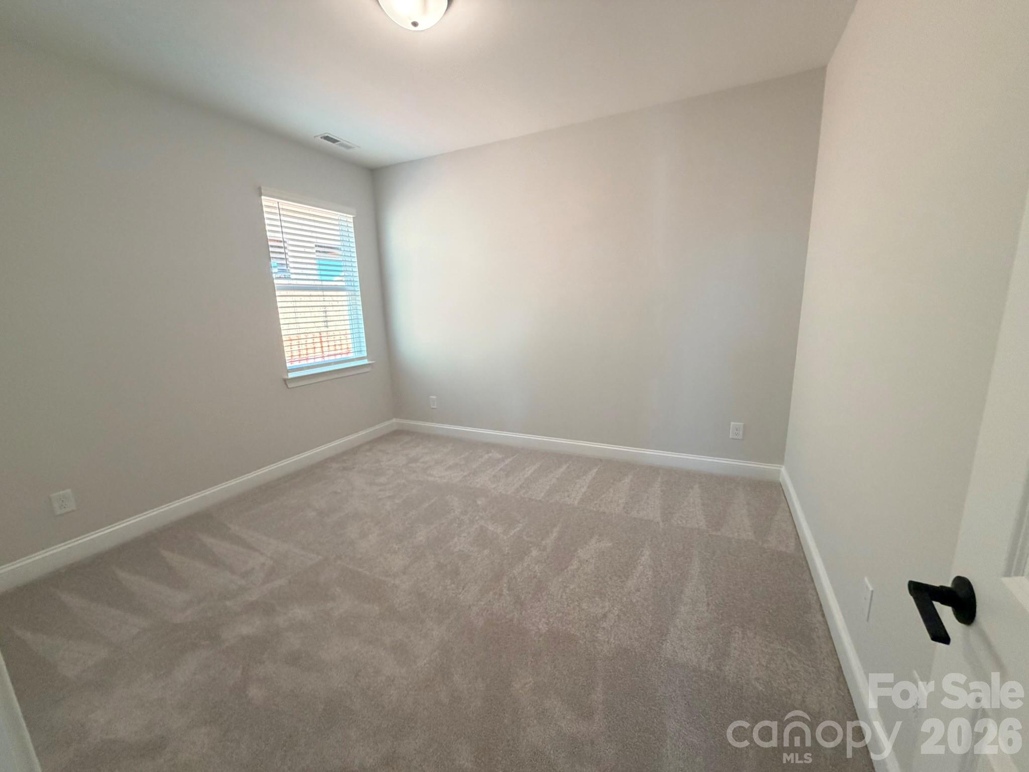 120 Swing Lane Property Photo 5