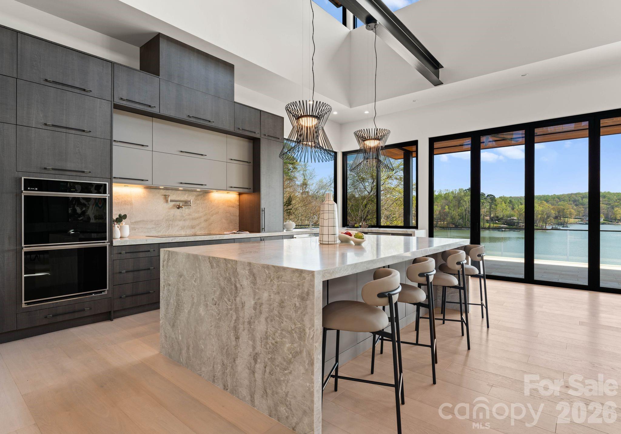 6000 Midsomer Road Property Photo 17