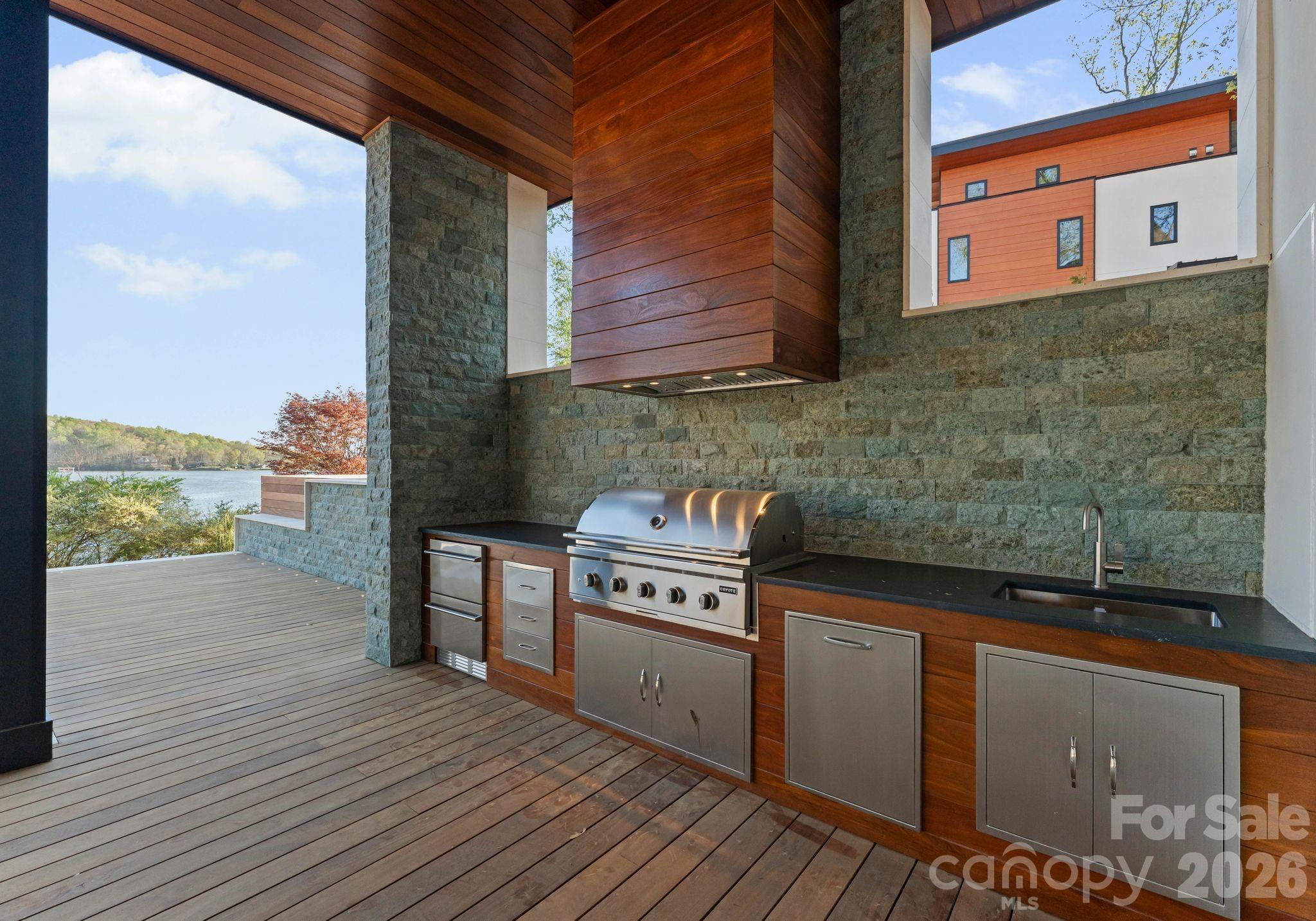 6000 Midsomer Road Property Photo 40