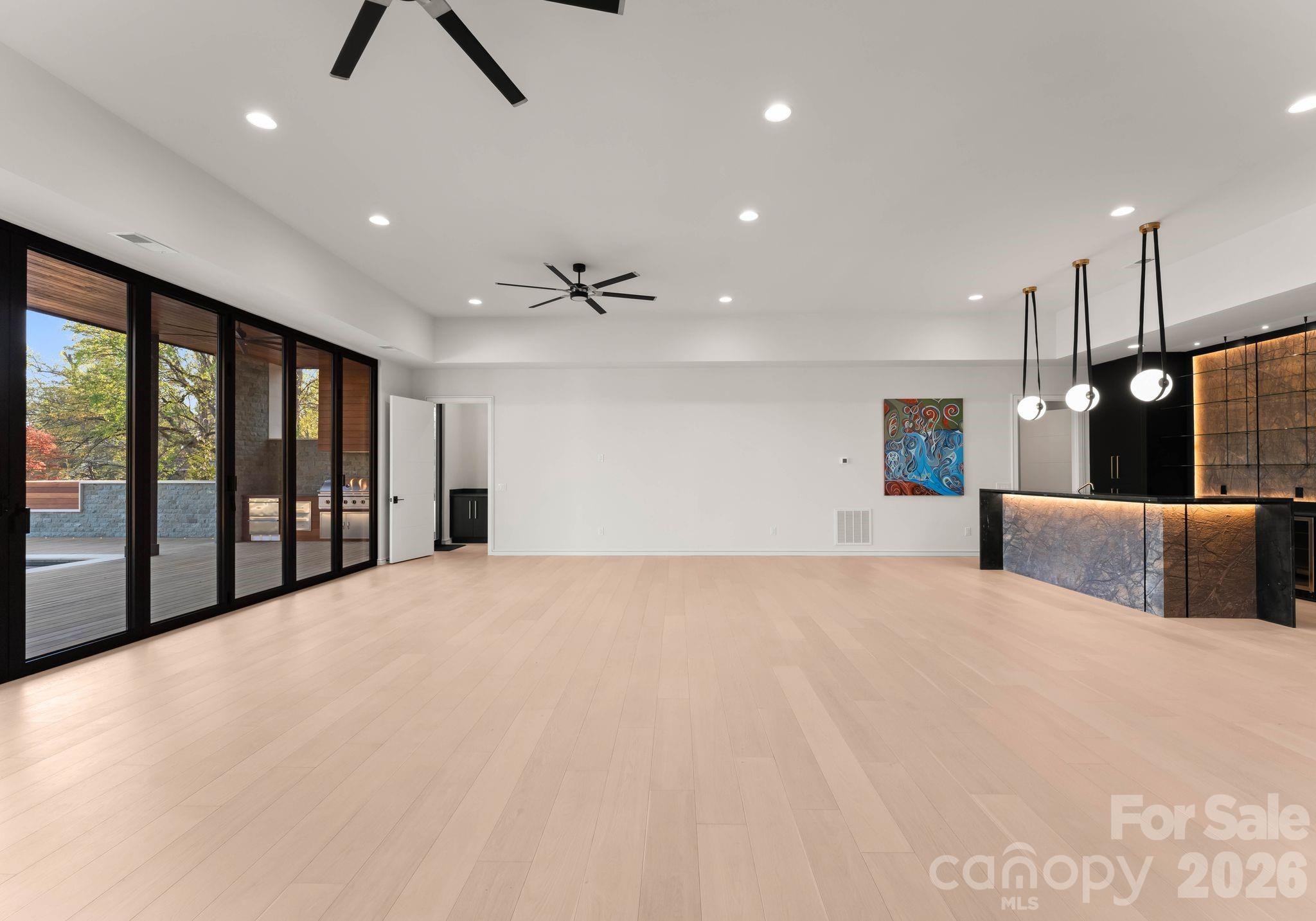 6000 Midsomer Road Property Photo 45