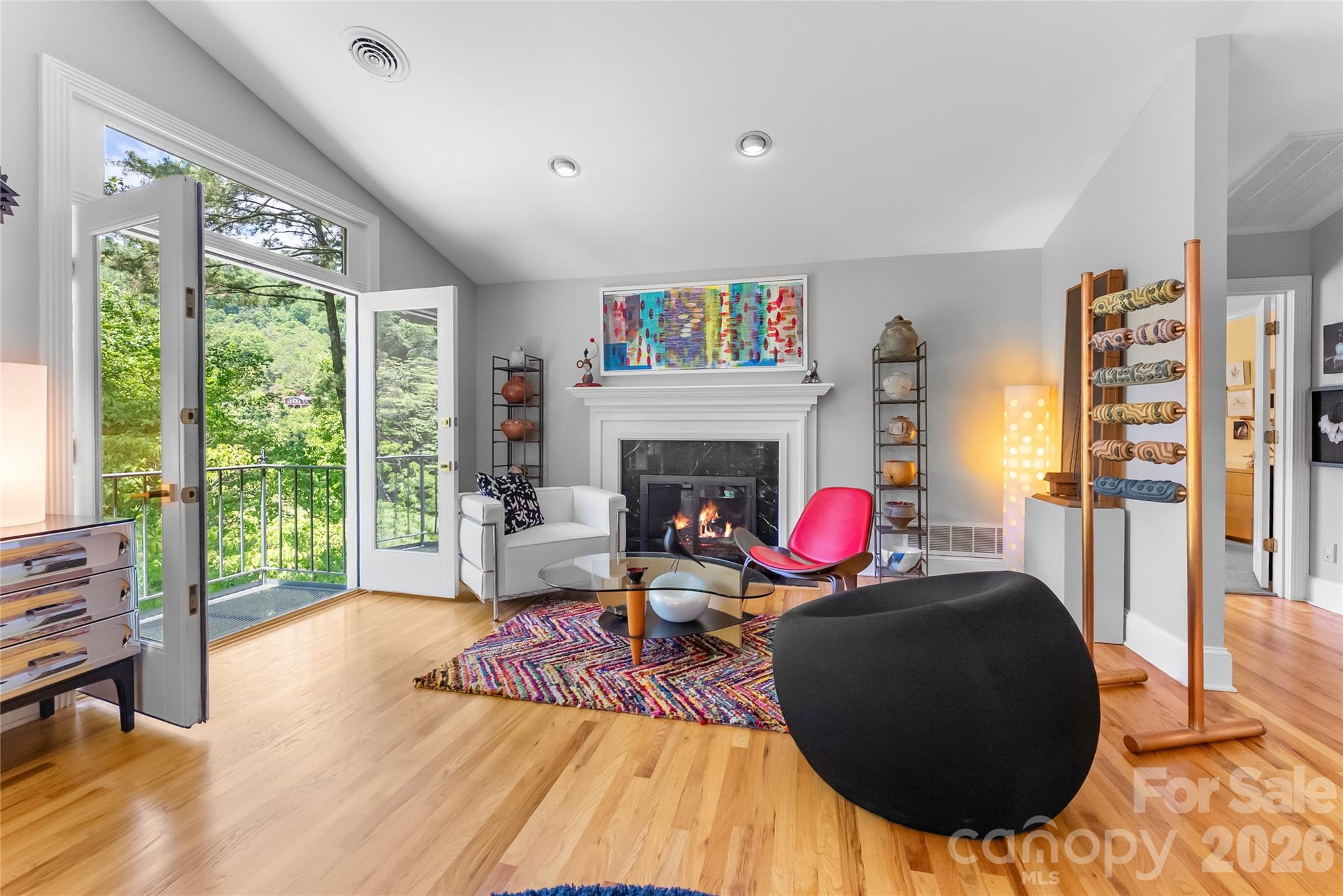 200 Robinhood Road Property Photo 6