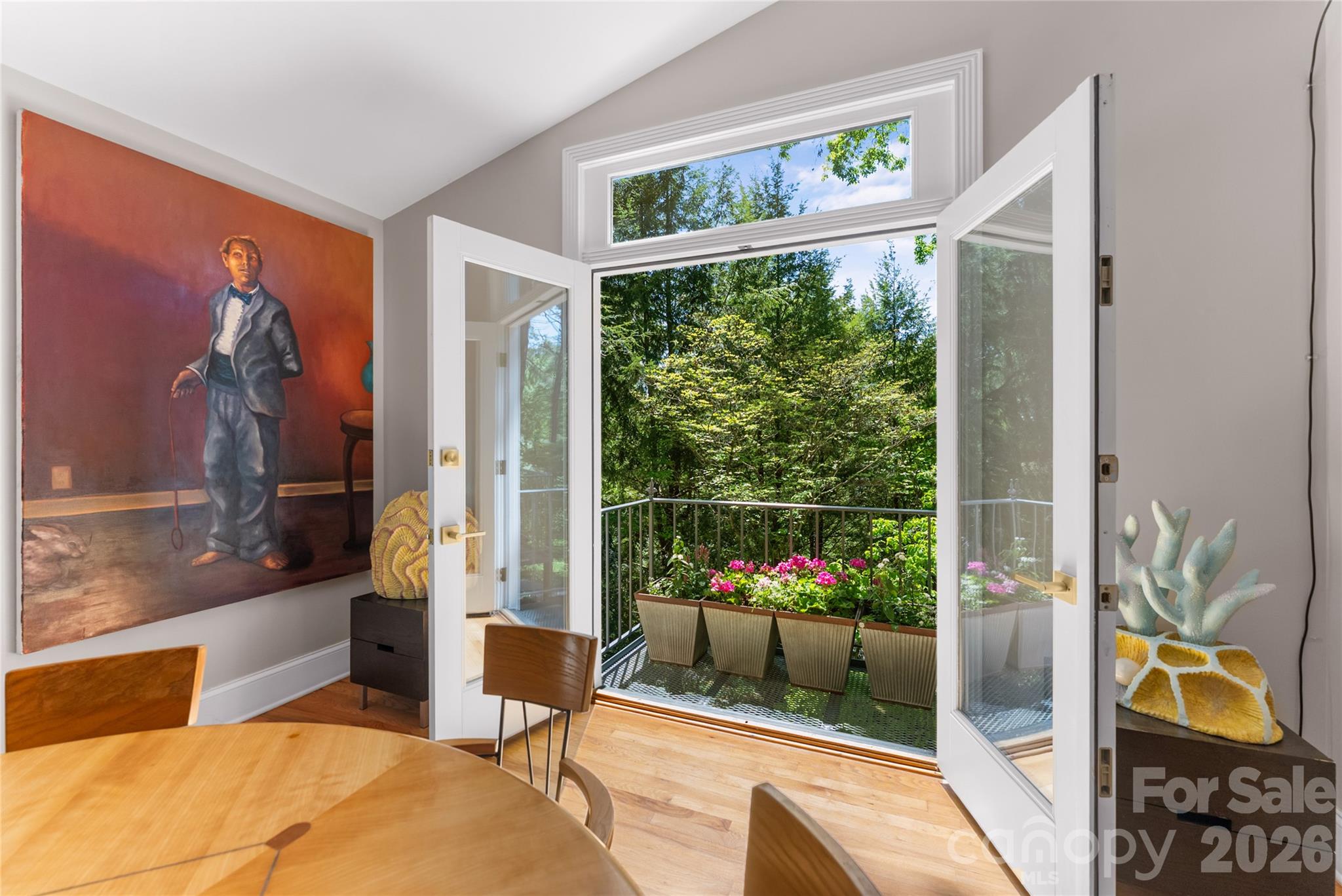 200 Robinhood Road Property Photo 8