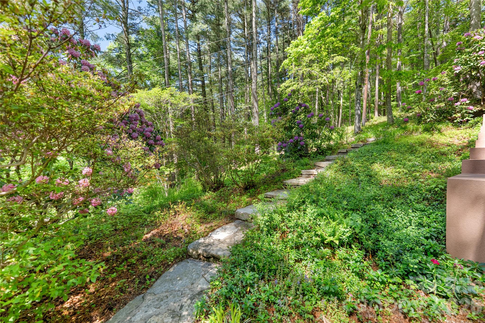200 Robinhood Road Property Photo 40