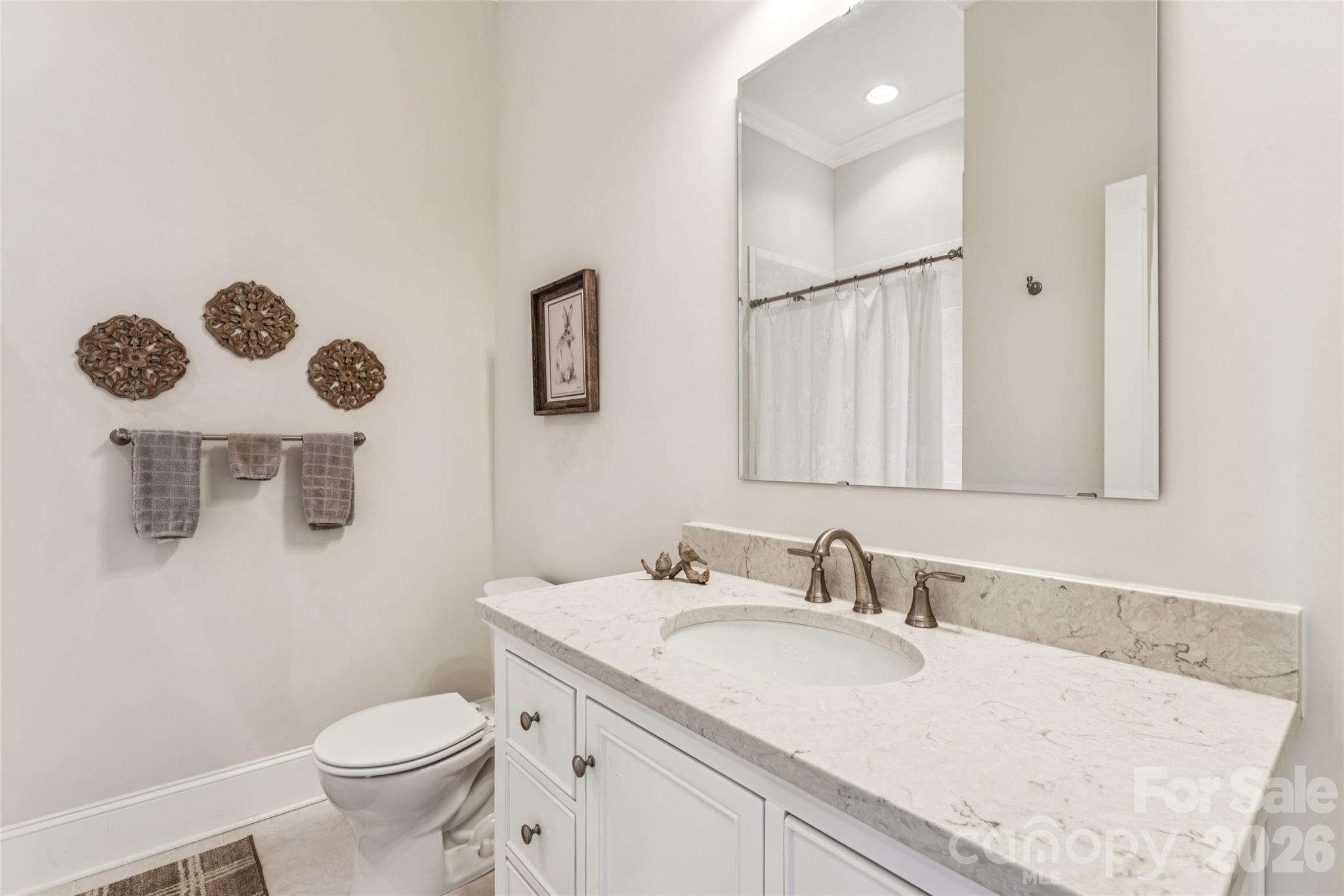 902 Bridgewater Drive Property Photo 10