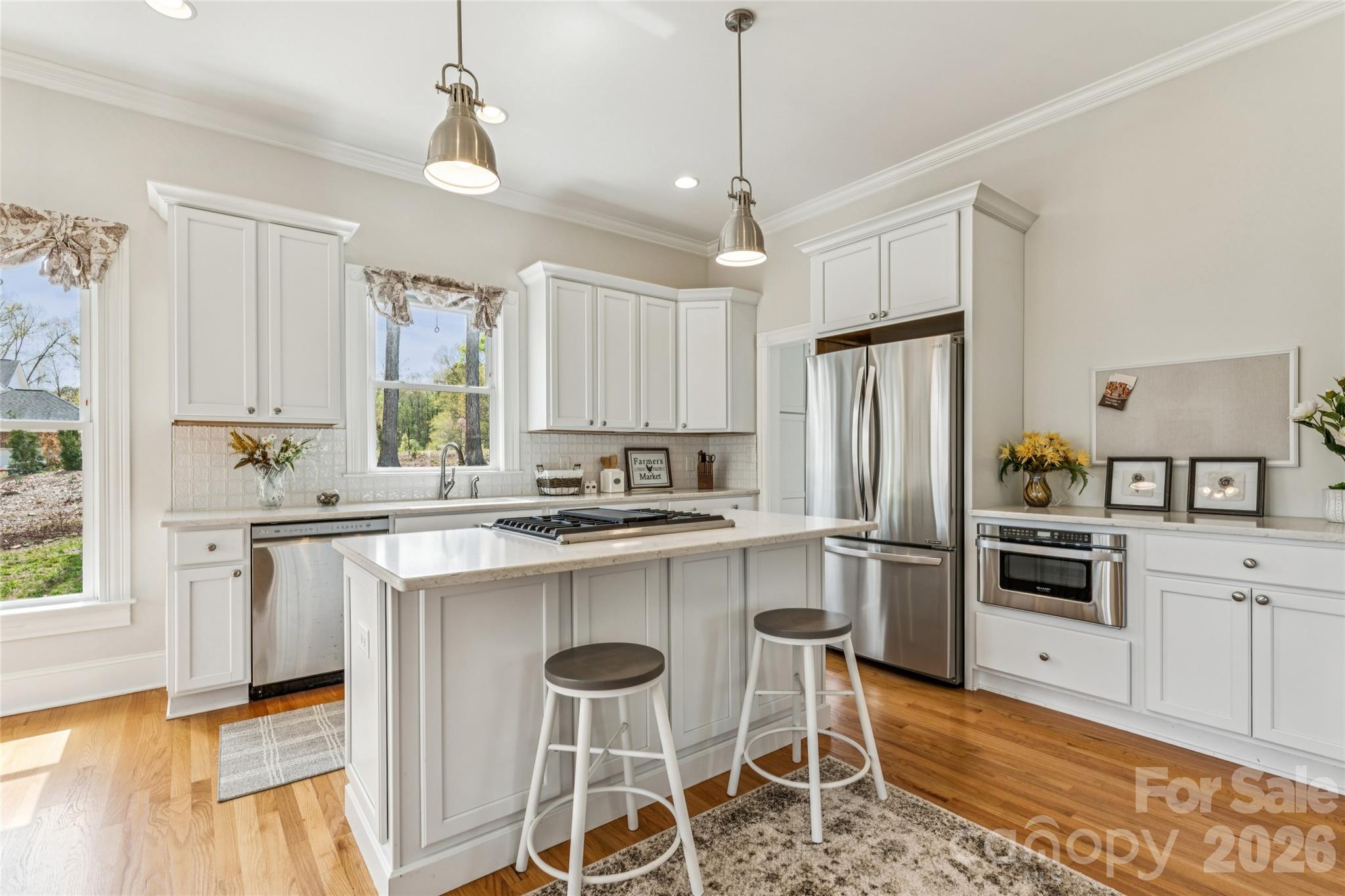 902 Bridgewater Drive Property Photo 14