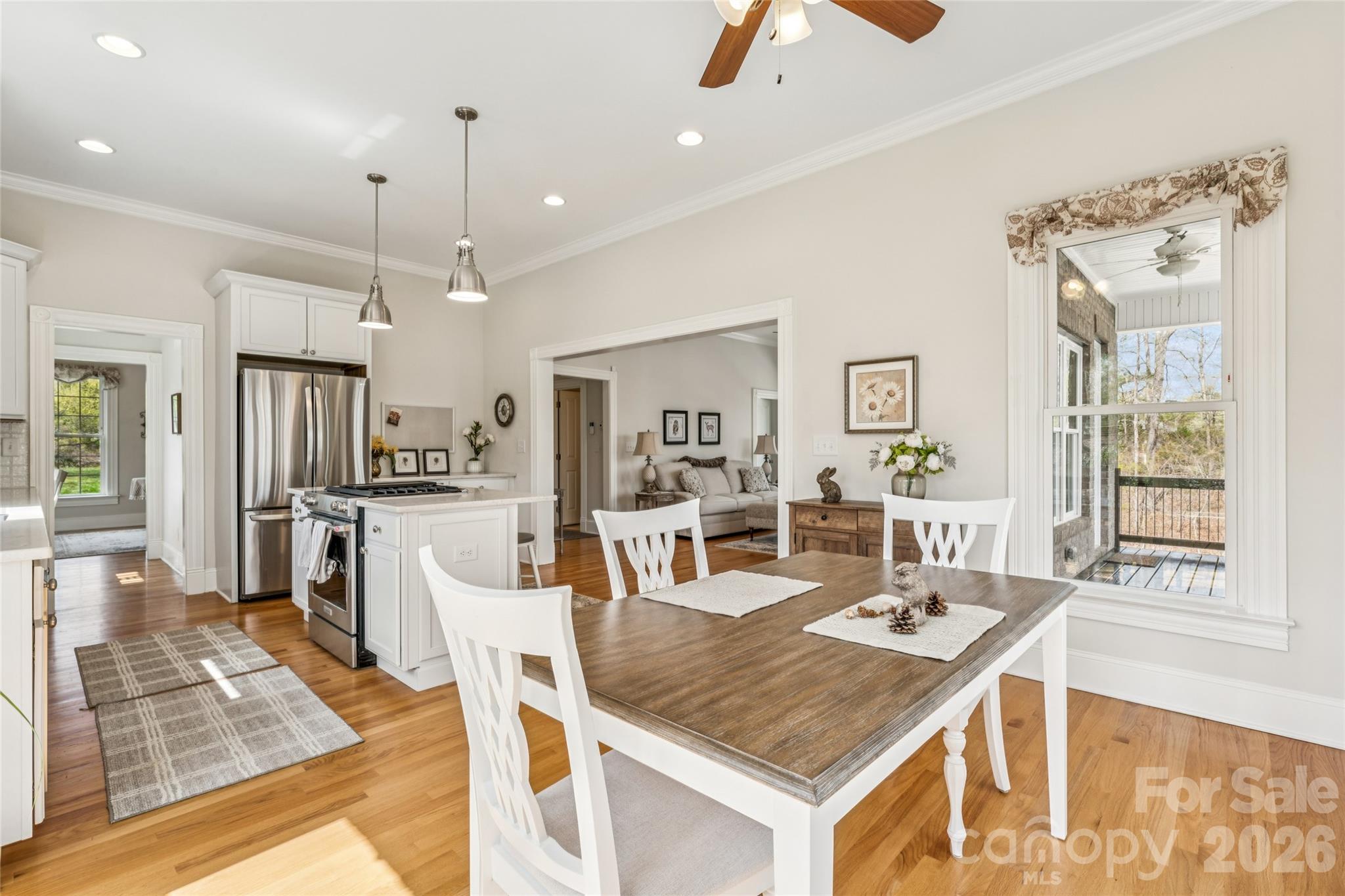 902 Bridgewater Drive Property Photo 18
