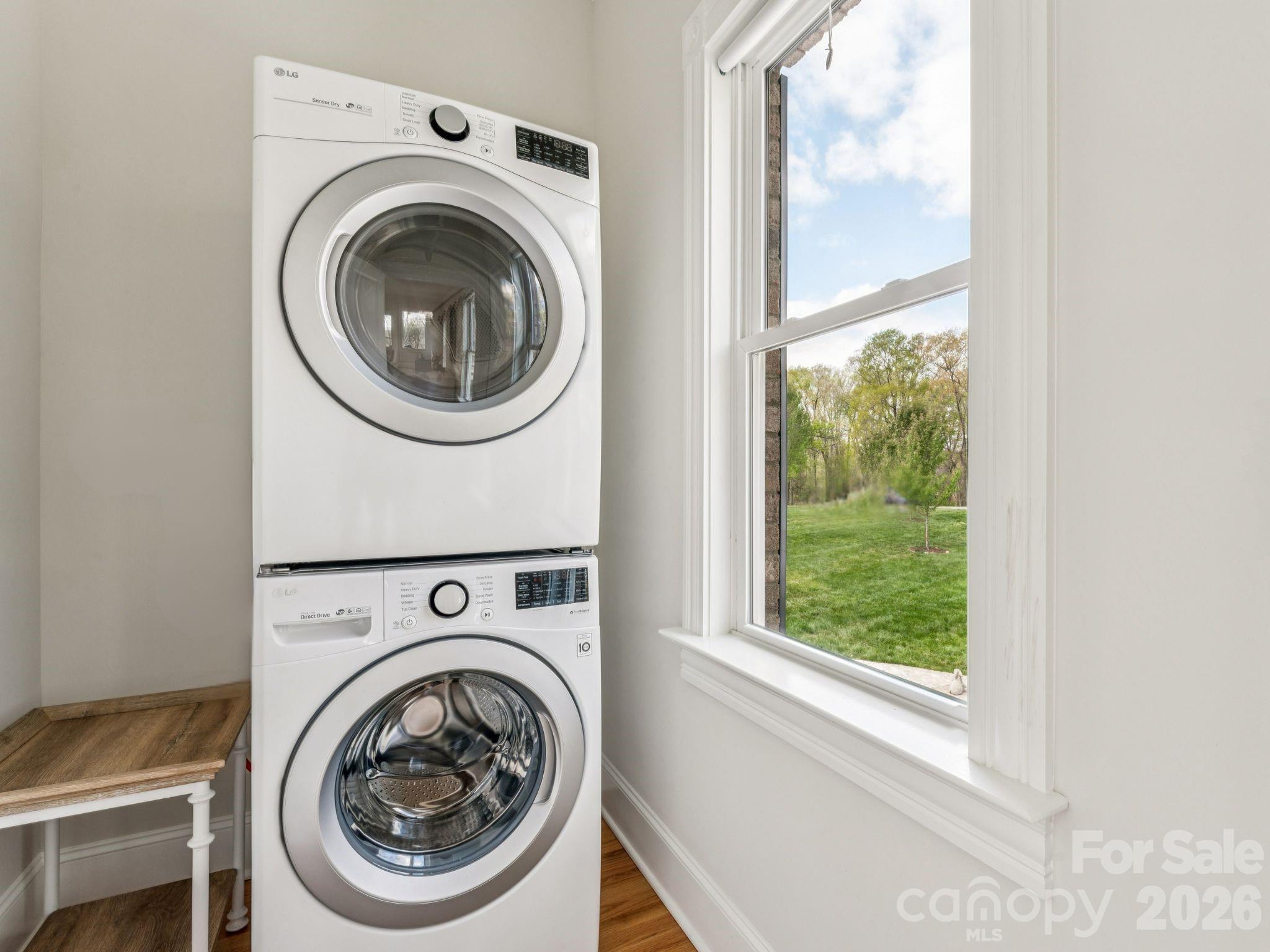 902 Bridgewater Drive Property Photo 21