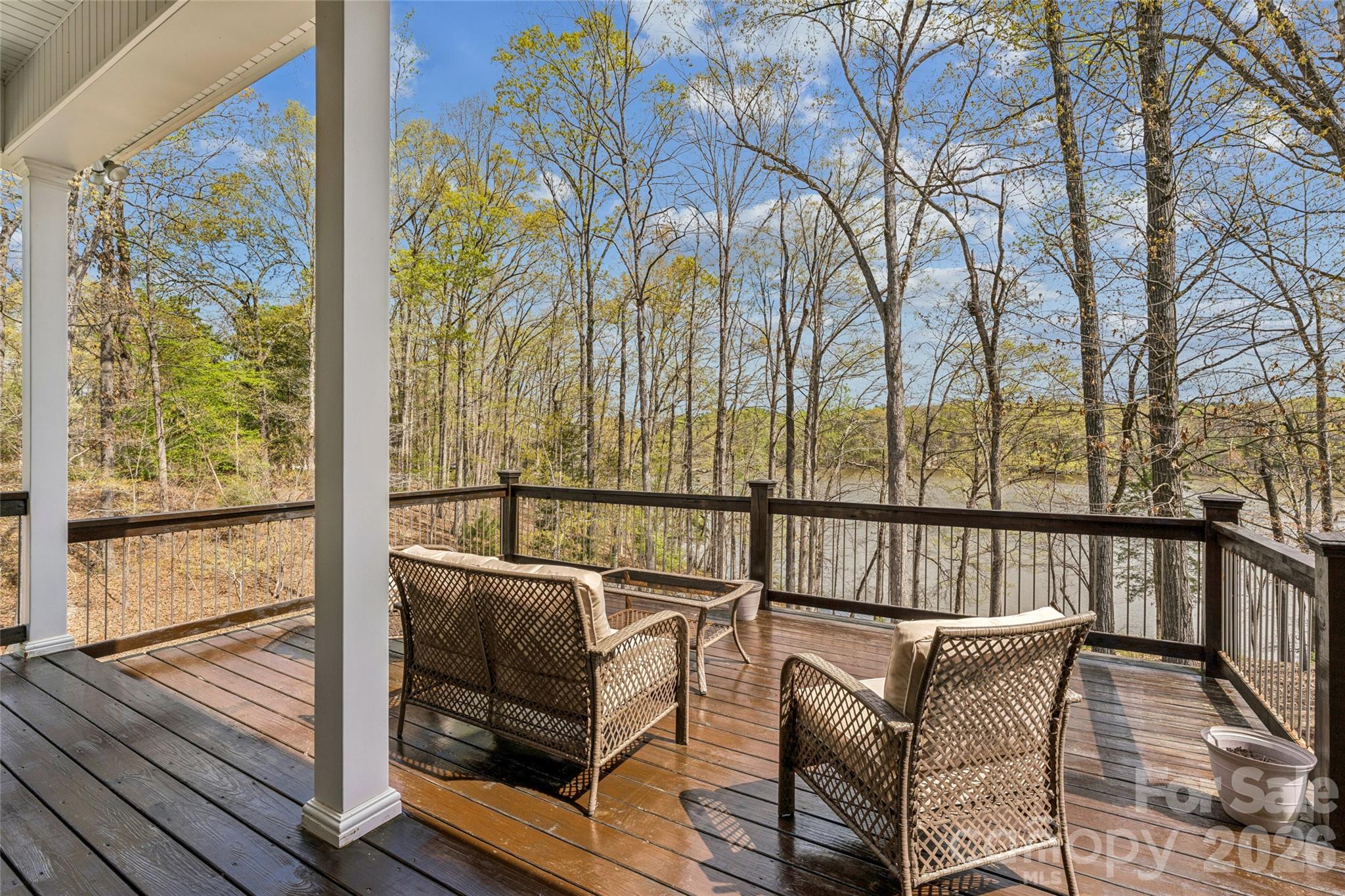 902 Bridgewater Drive Property Photo 23