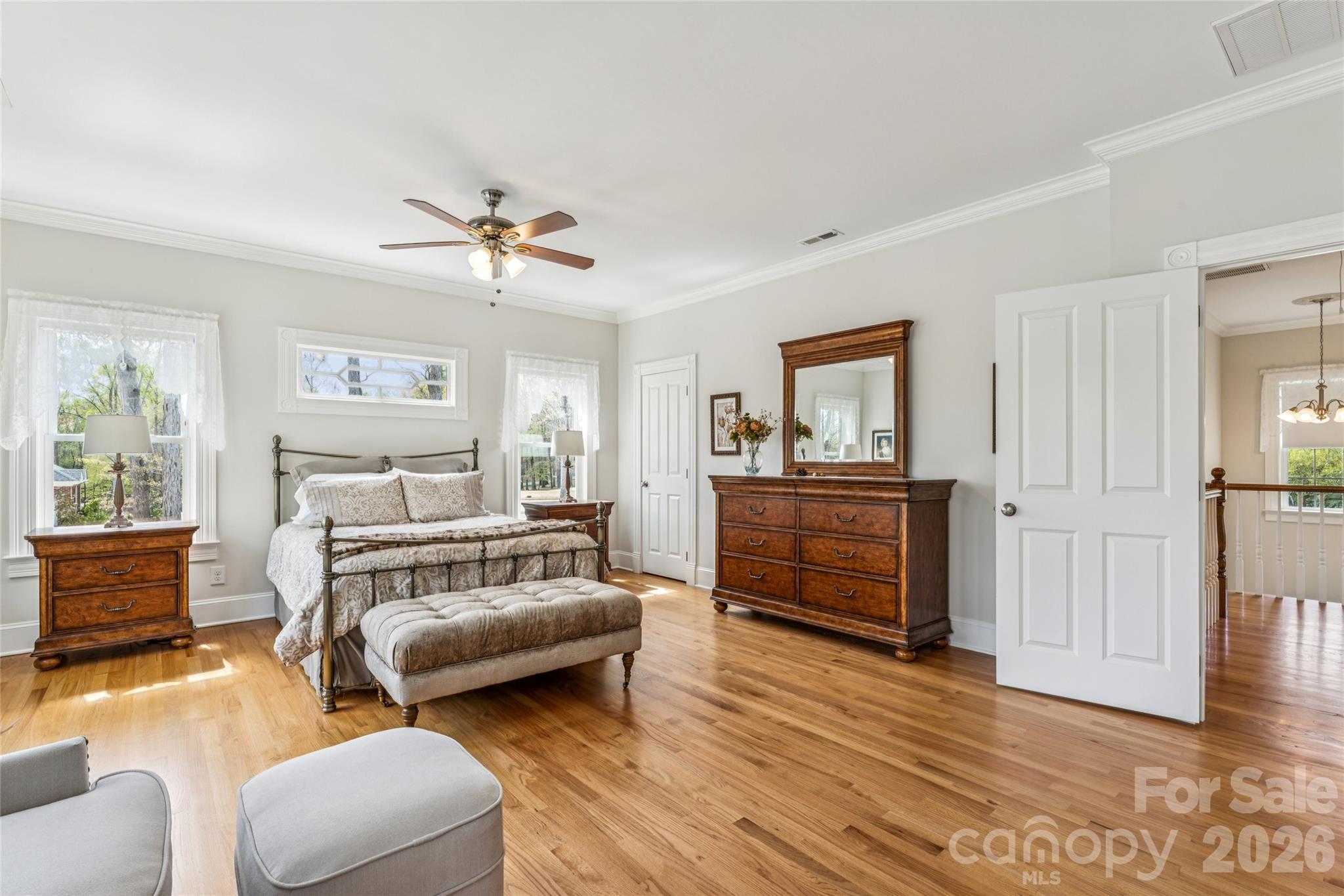 902 Bridgewater Drive Property Photo 28