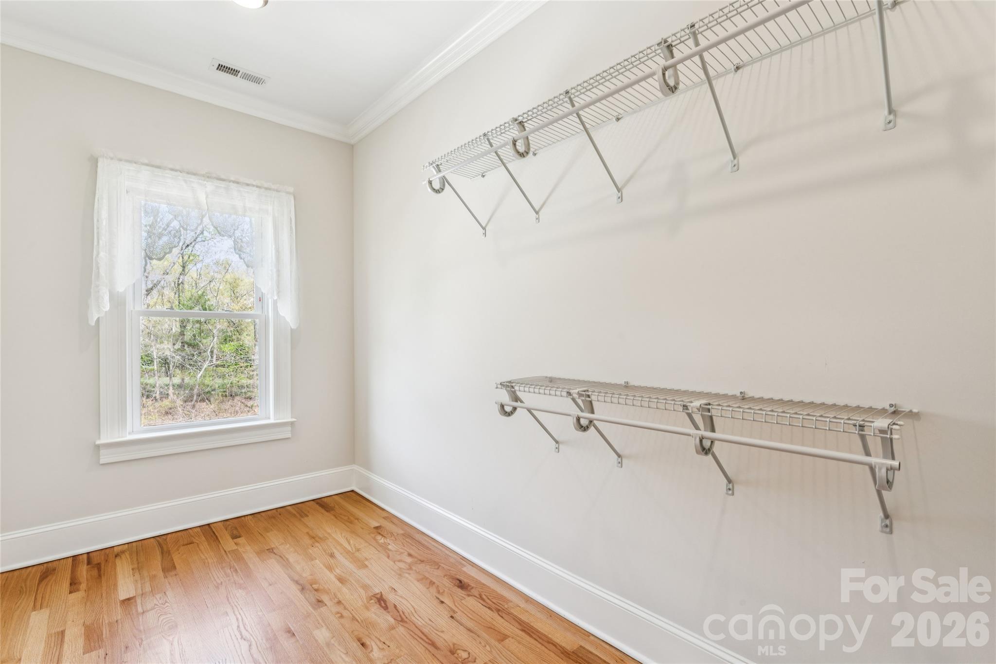 902 Bridgewater Drive Property Photo 33