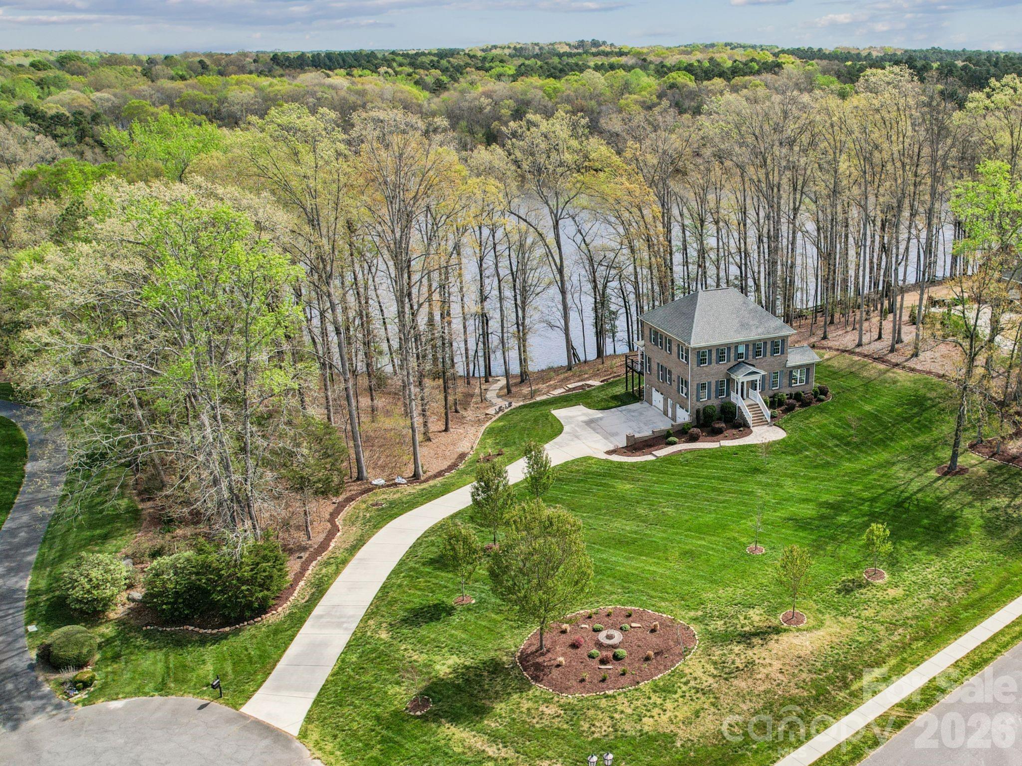 902 Bridgewater Drive Property Photo 46