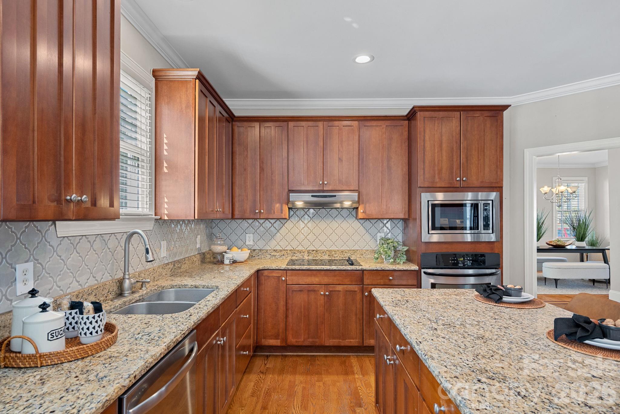 123 Hedgewood Drive Property Photo 11