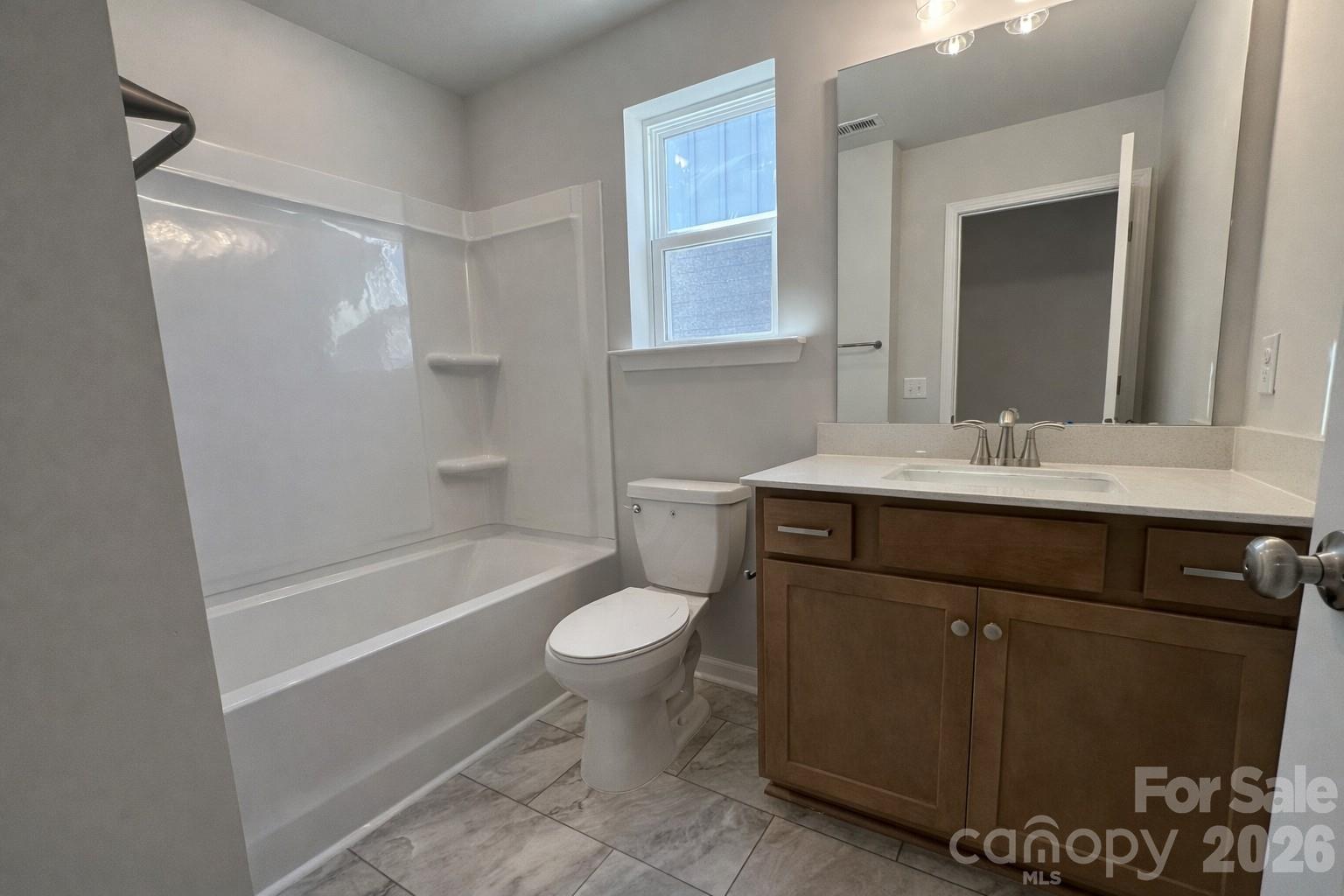 585 Cape Cod Way Property Photo 19