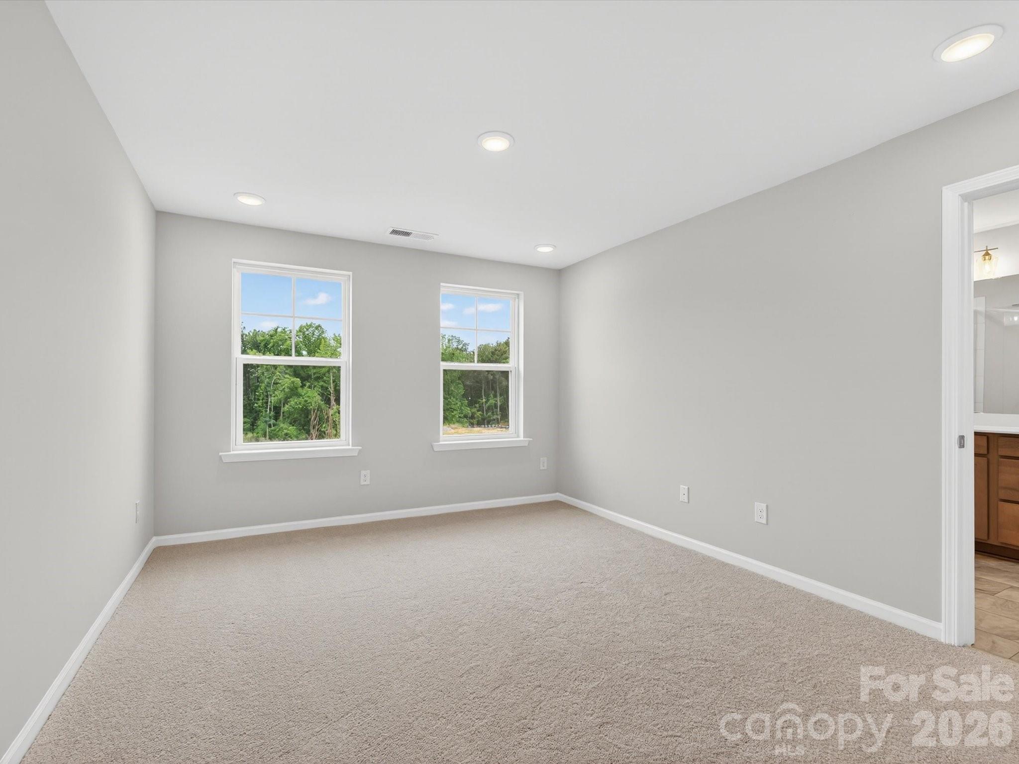 585 Cape Cod Way Property Photo 29
