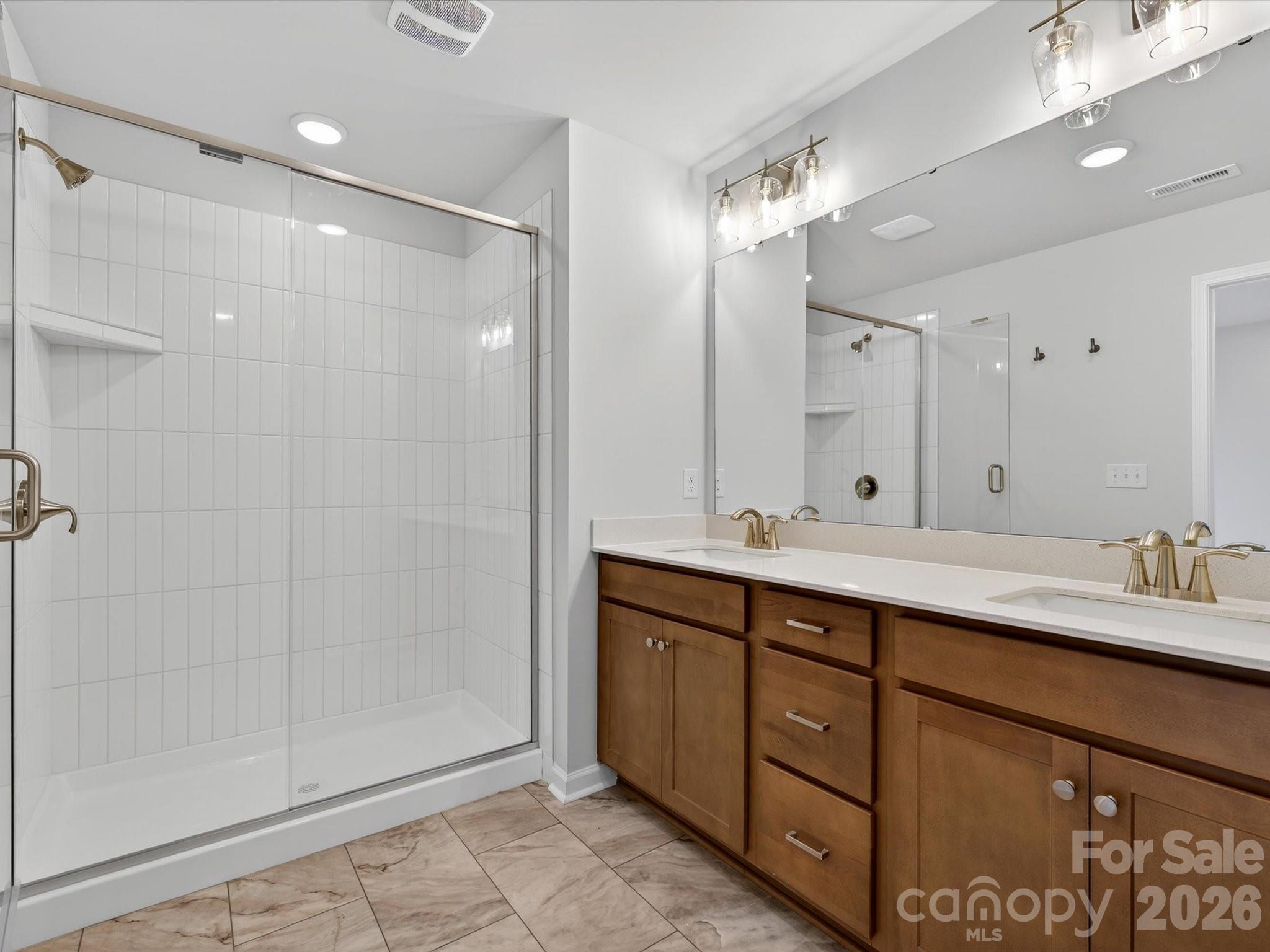 585 Cape Cod Way Property Photo 31