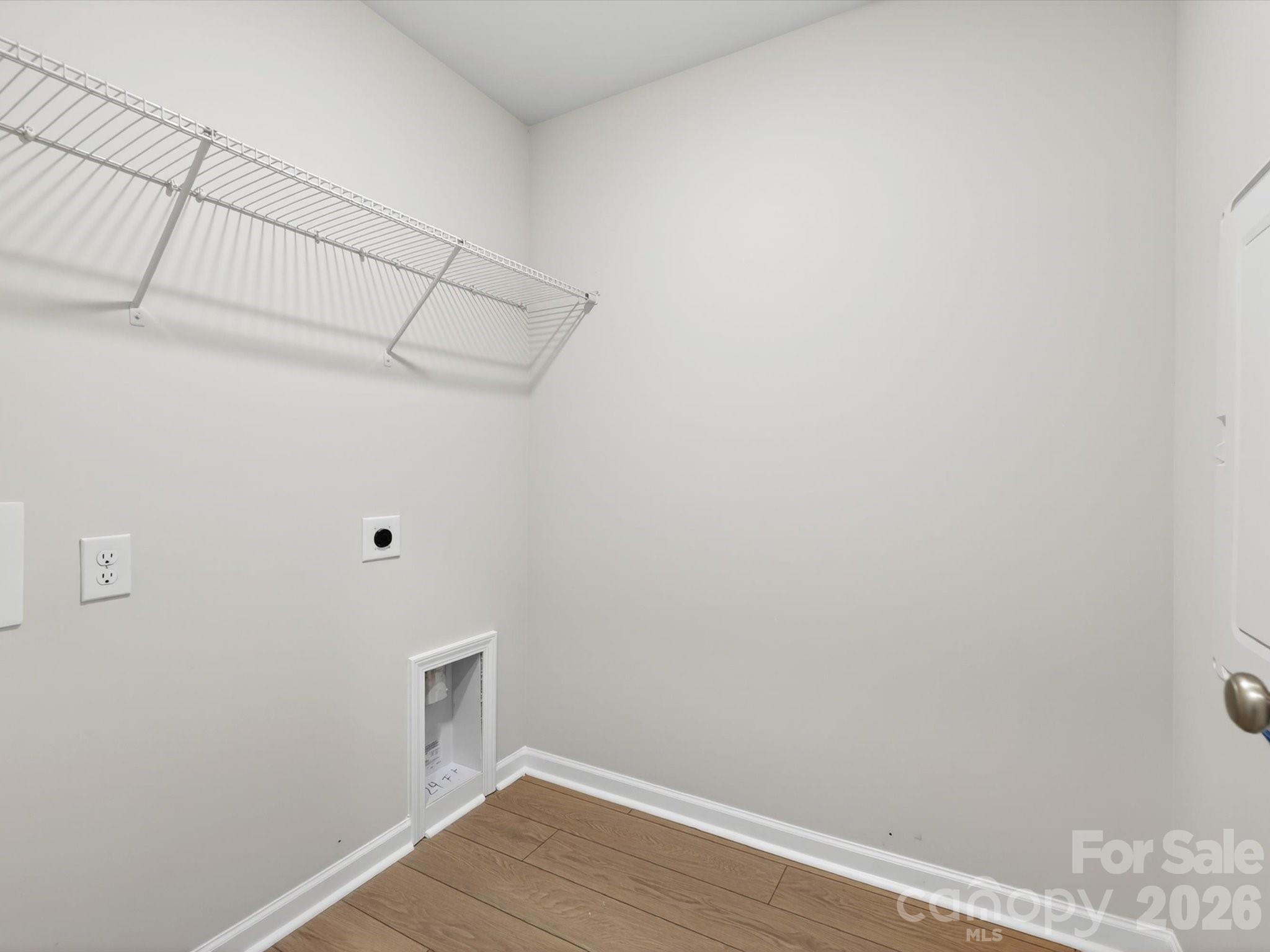 585 Cape Cod Way Property Photo 33