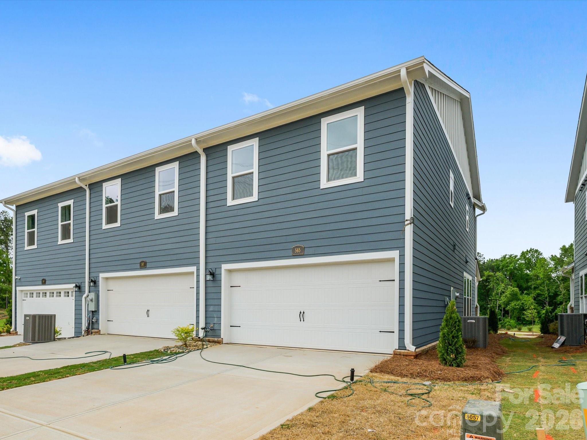 585 Cape Cod Way Property Photo 37