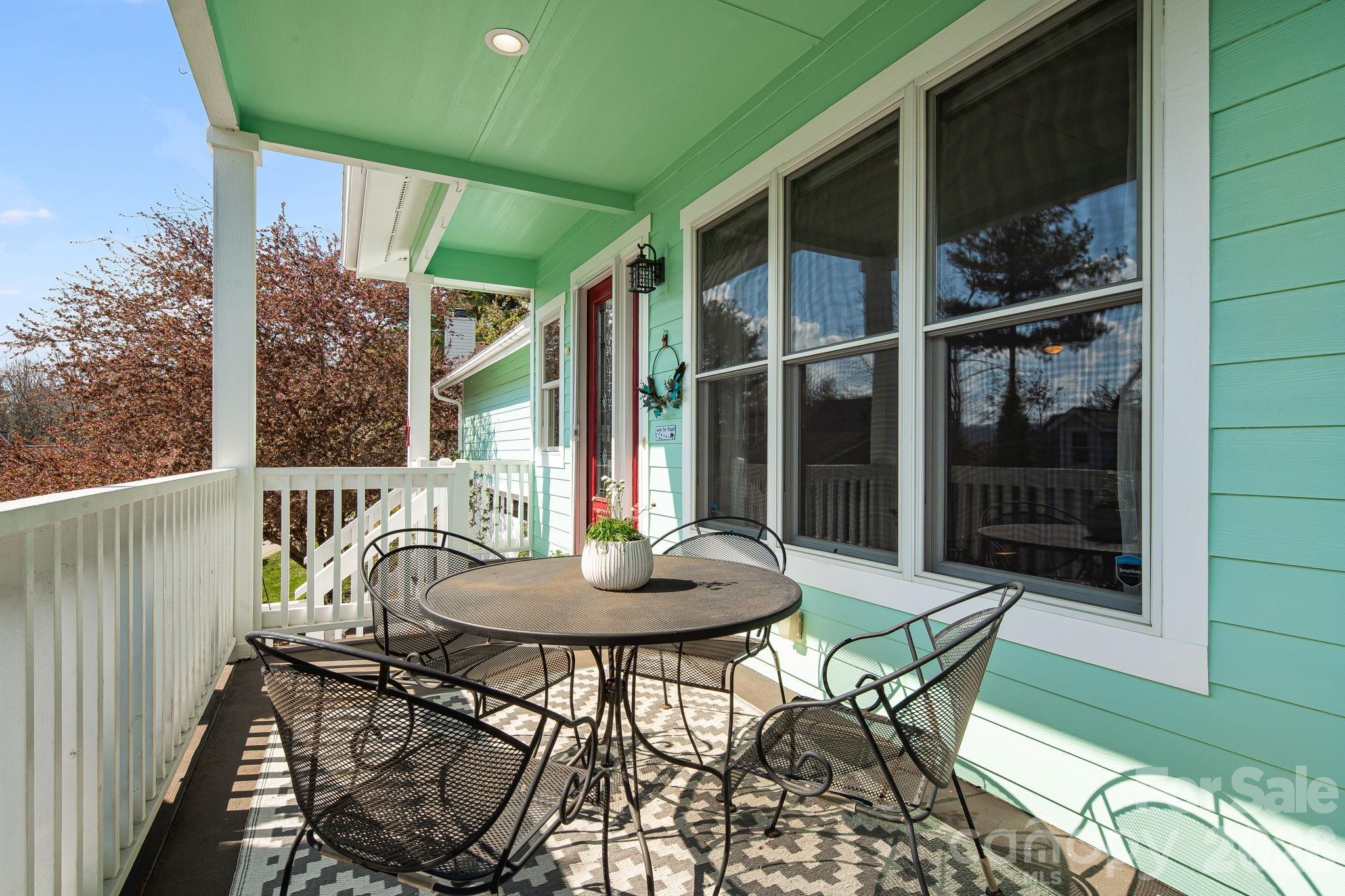 7 Oakhaven Terrace Property Photo 5