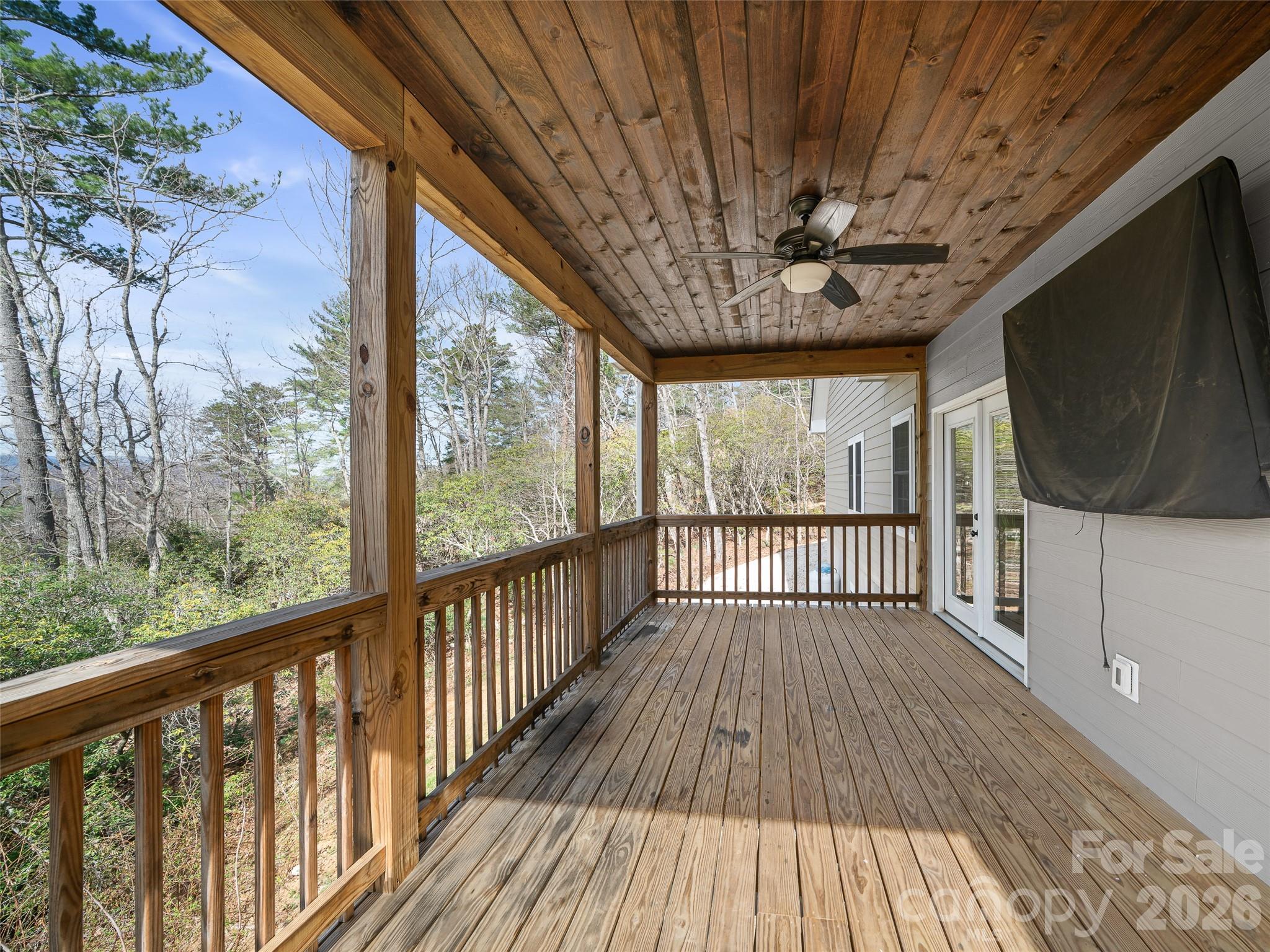 111 Wipprecht Drive Property Photo 17